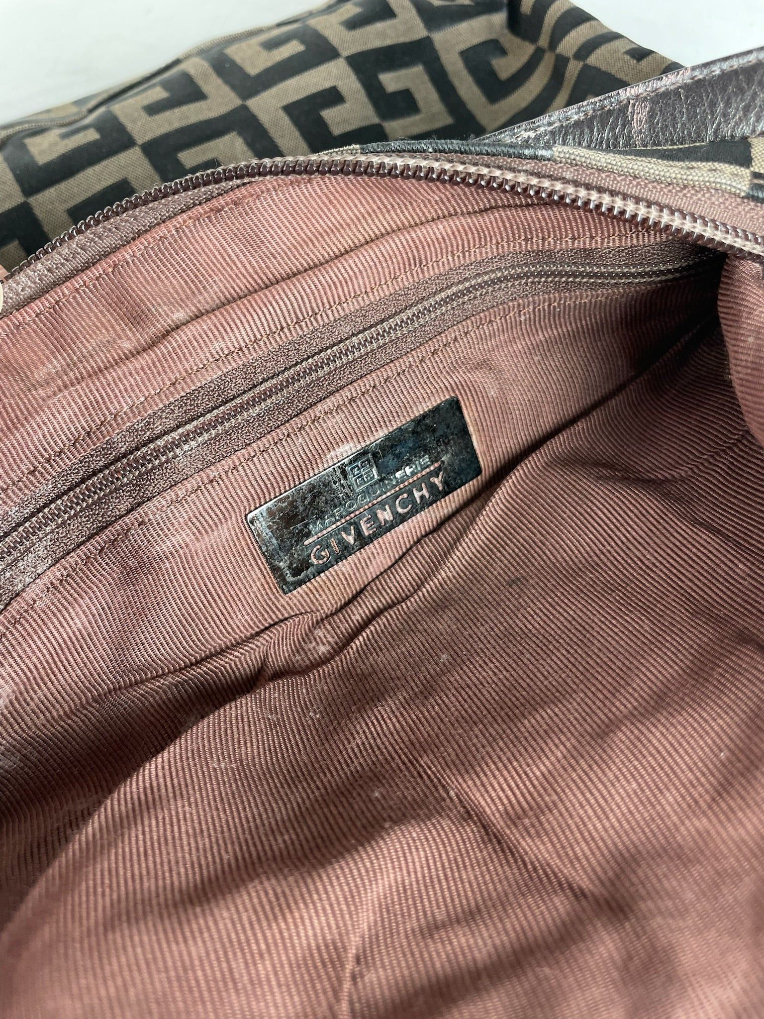 Givenchy Vintage Monogram Shoulder Bag Brown Size ONE SIZE - 5 Thumbnail