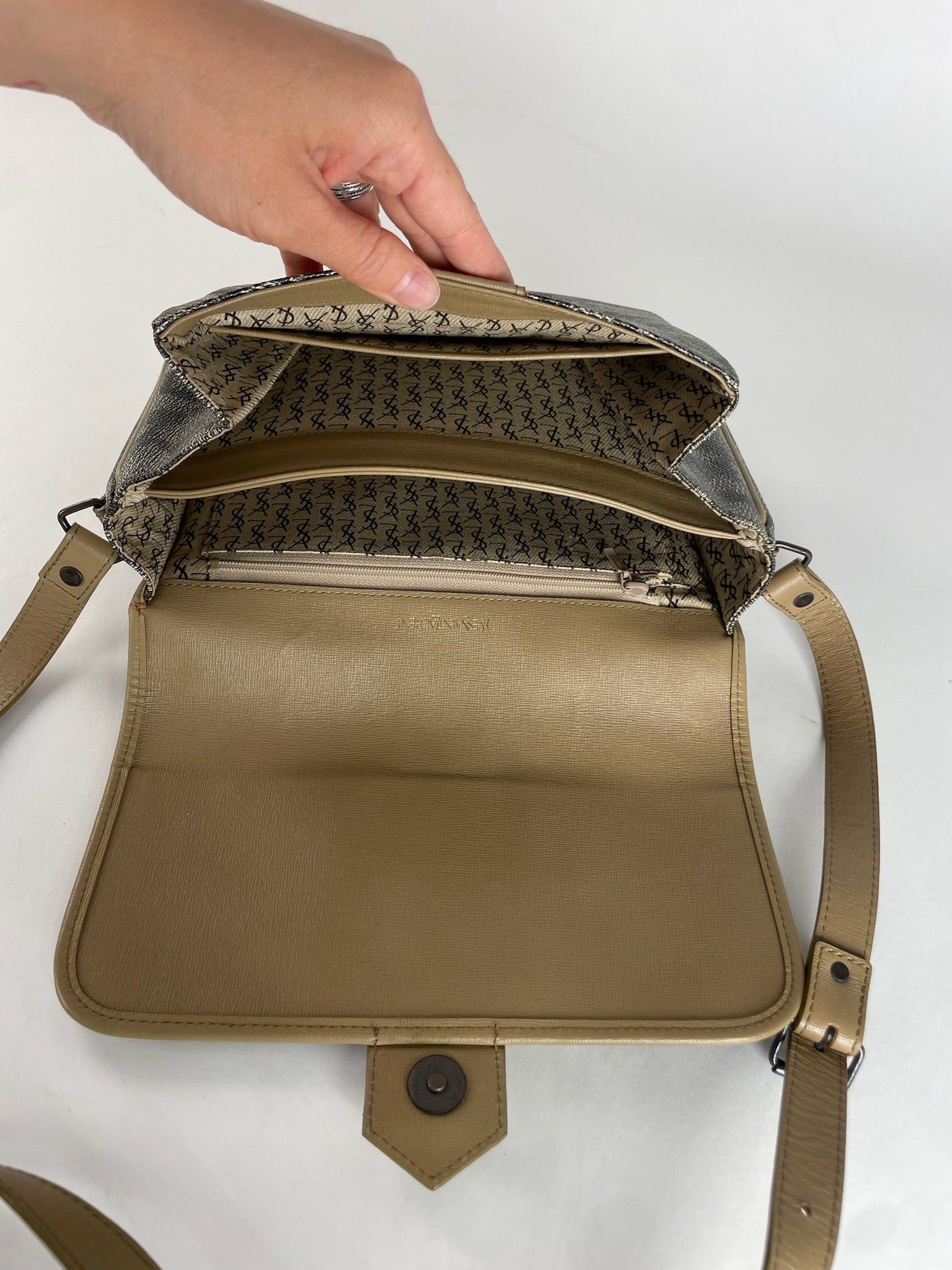 Other Vintage Yves Saint Laurent Stone Emblossed Leather Shoulder Size ONE SIZE - 9 Thumbnail