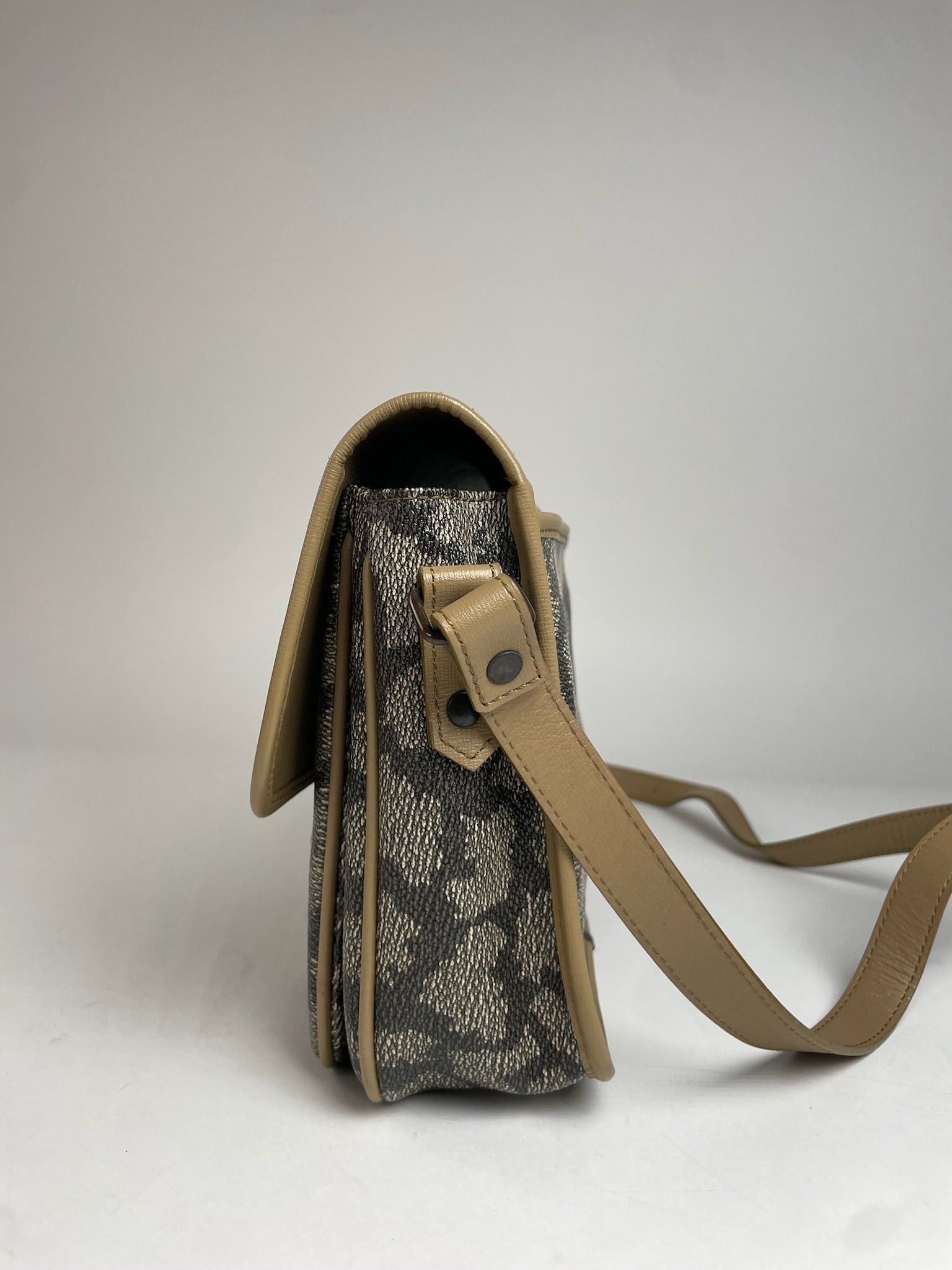 Other Vintage Yves Saint Laurent Stone Emblossed Leather Shoulder Size ONE SIZE - 6 Thumbnail