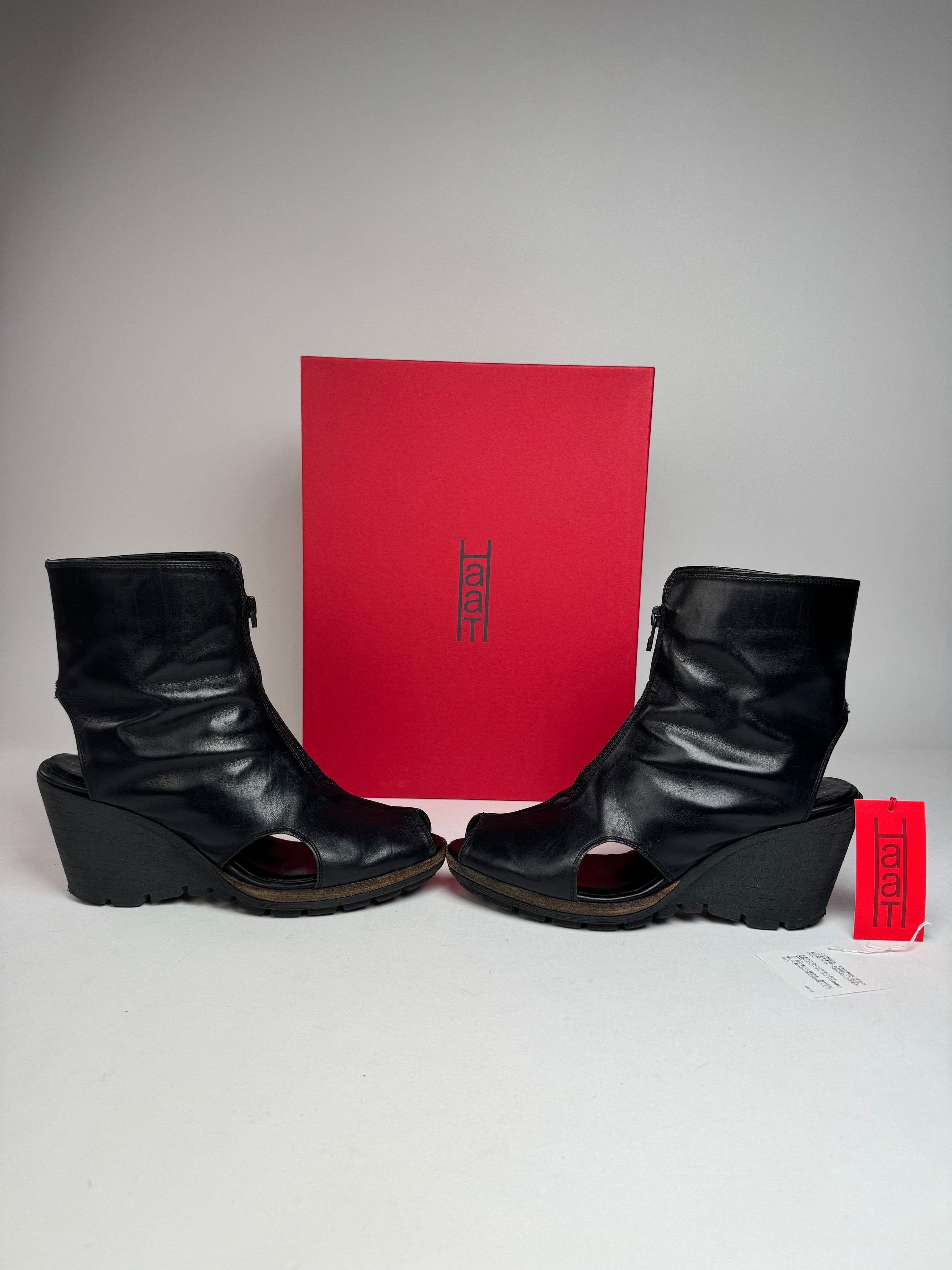 Other Vintage Issey Miyake Open Black Leather Boots Black Size US 7 / IT 37 - 12 Thumbnail