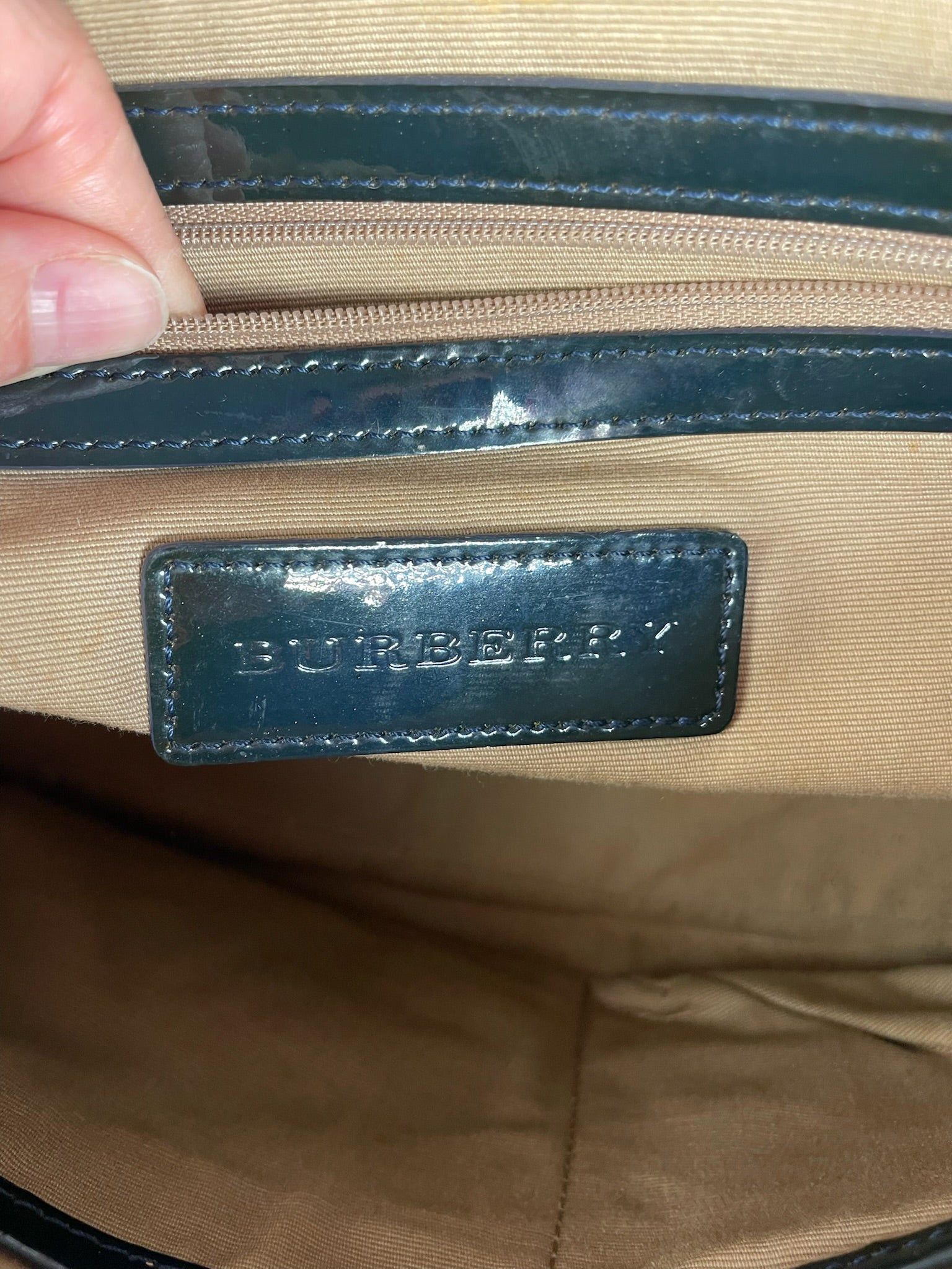 Burberry Vintage Nova Check Leather Handbag Size ONE SIZE - 4 Thumbnail