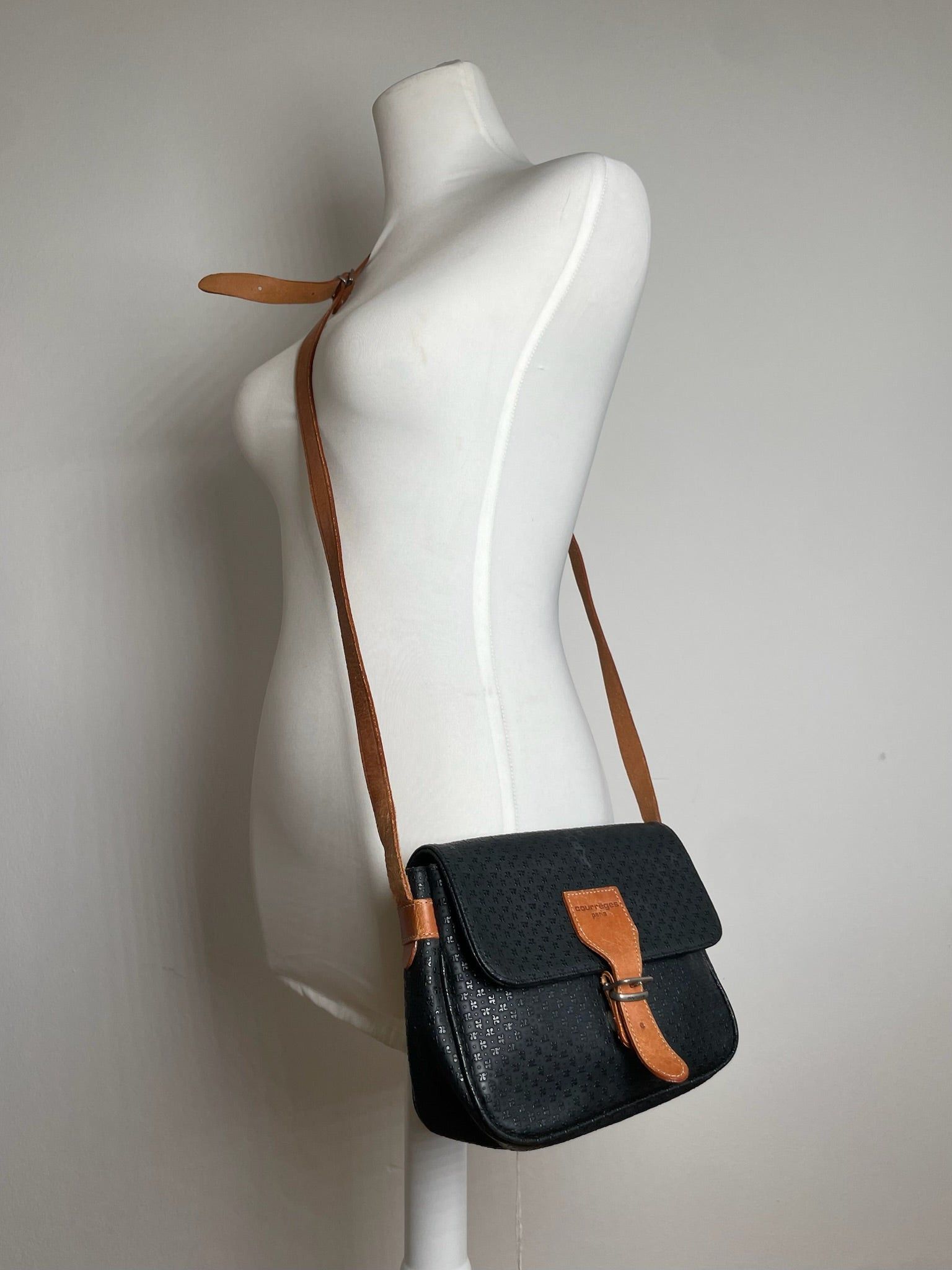 Courreges Vintage Leather Monogram Shoulder Bag Black Brown Size ONE SIZE - 3 Thumbnail