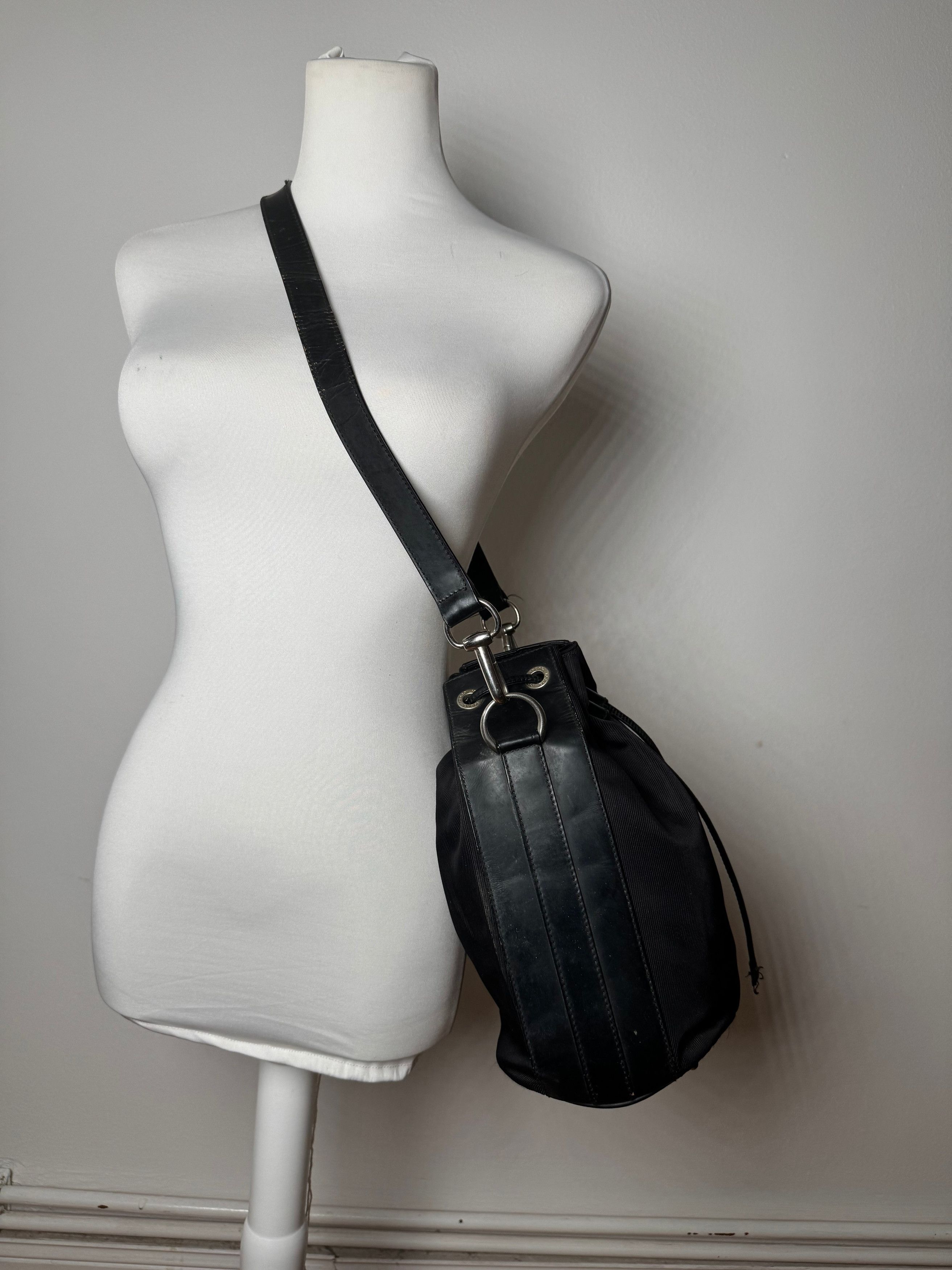 Gucci Vintage Leather Shoulder Bucket Bag Black Size ONE SIZE - 7 Thumbnail
