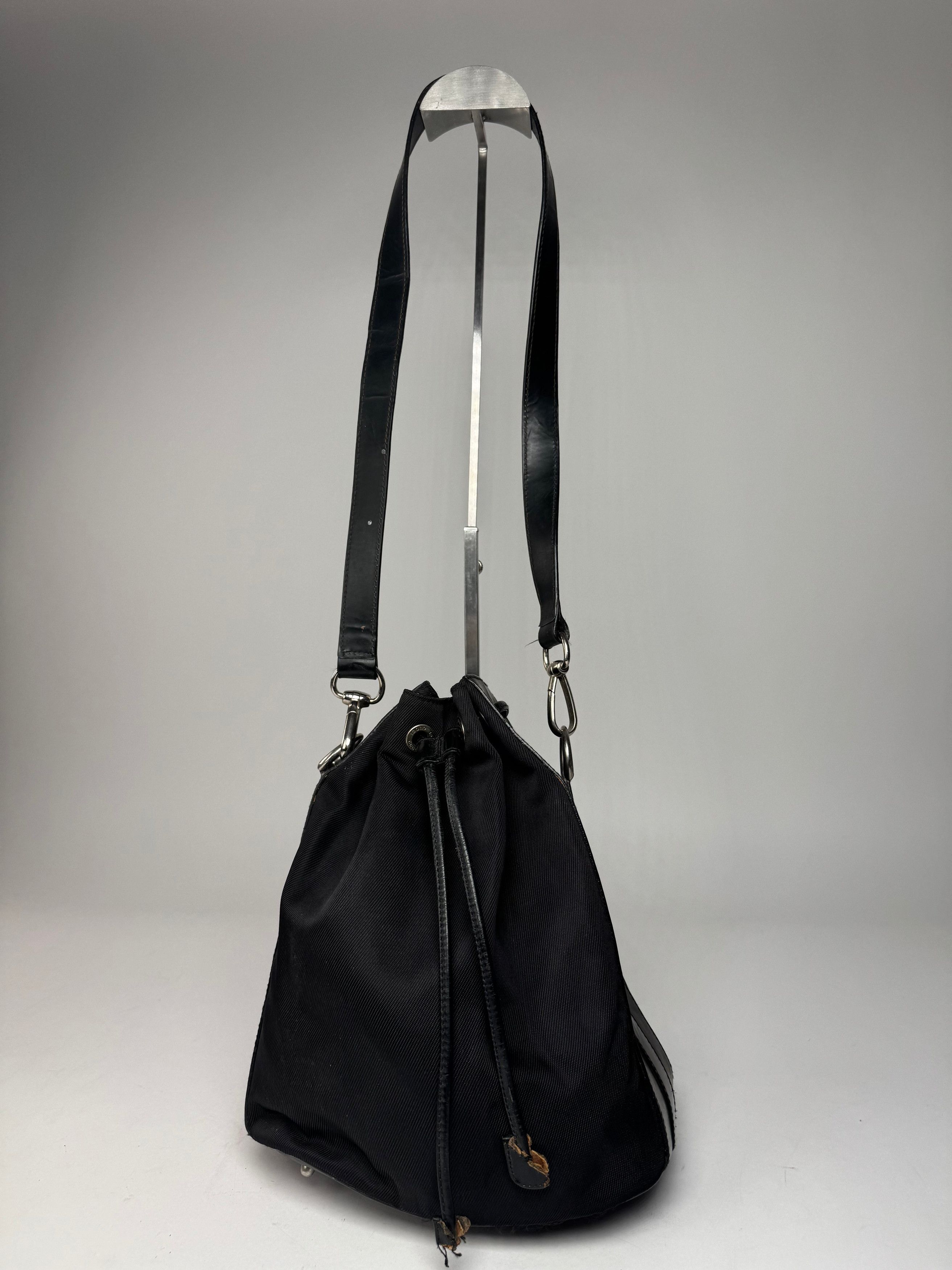 Gucci Vintage Leather Shoulder Bucket Bag Black Size ONE SIZE - 3 Thumbnail