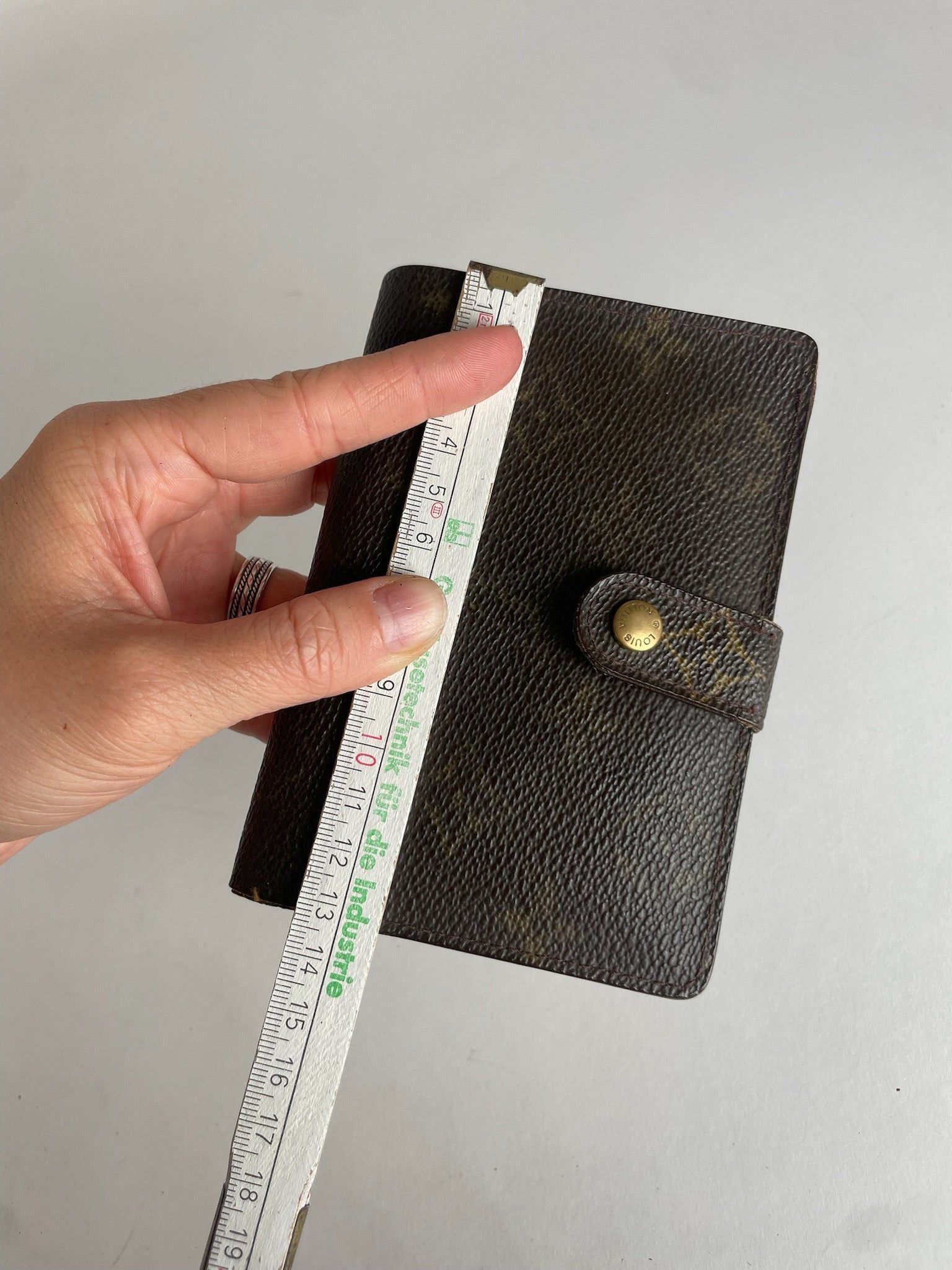 Louis Vuitton Vintage Leather Monogram Wallet Brown Size ONE SIZE - 12 Thumbnail