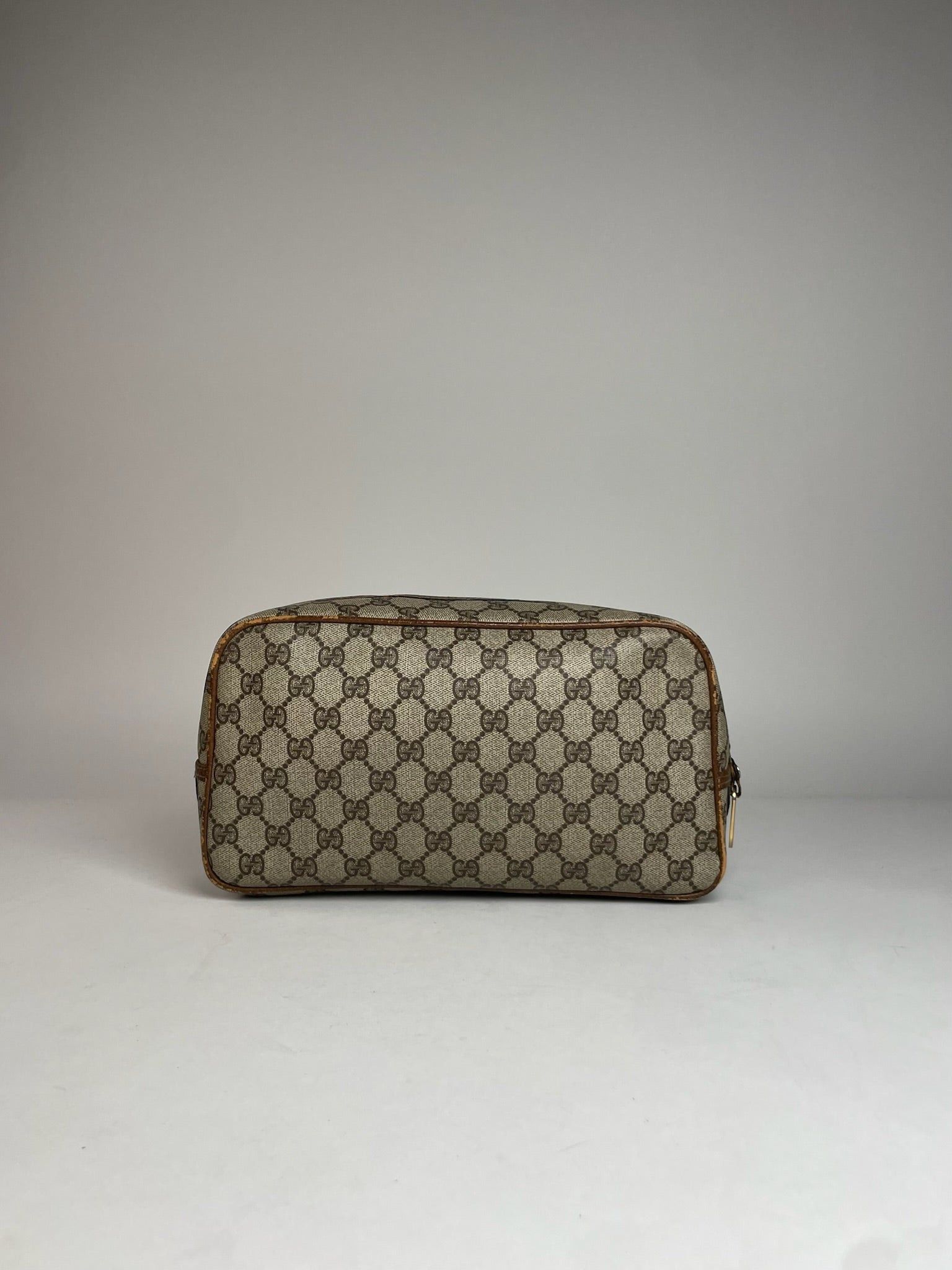 Gucci Vintage Monogram Leather Clutch Brown Grey Size ONE SIZE - 3 Thumbnail