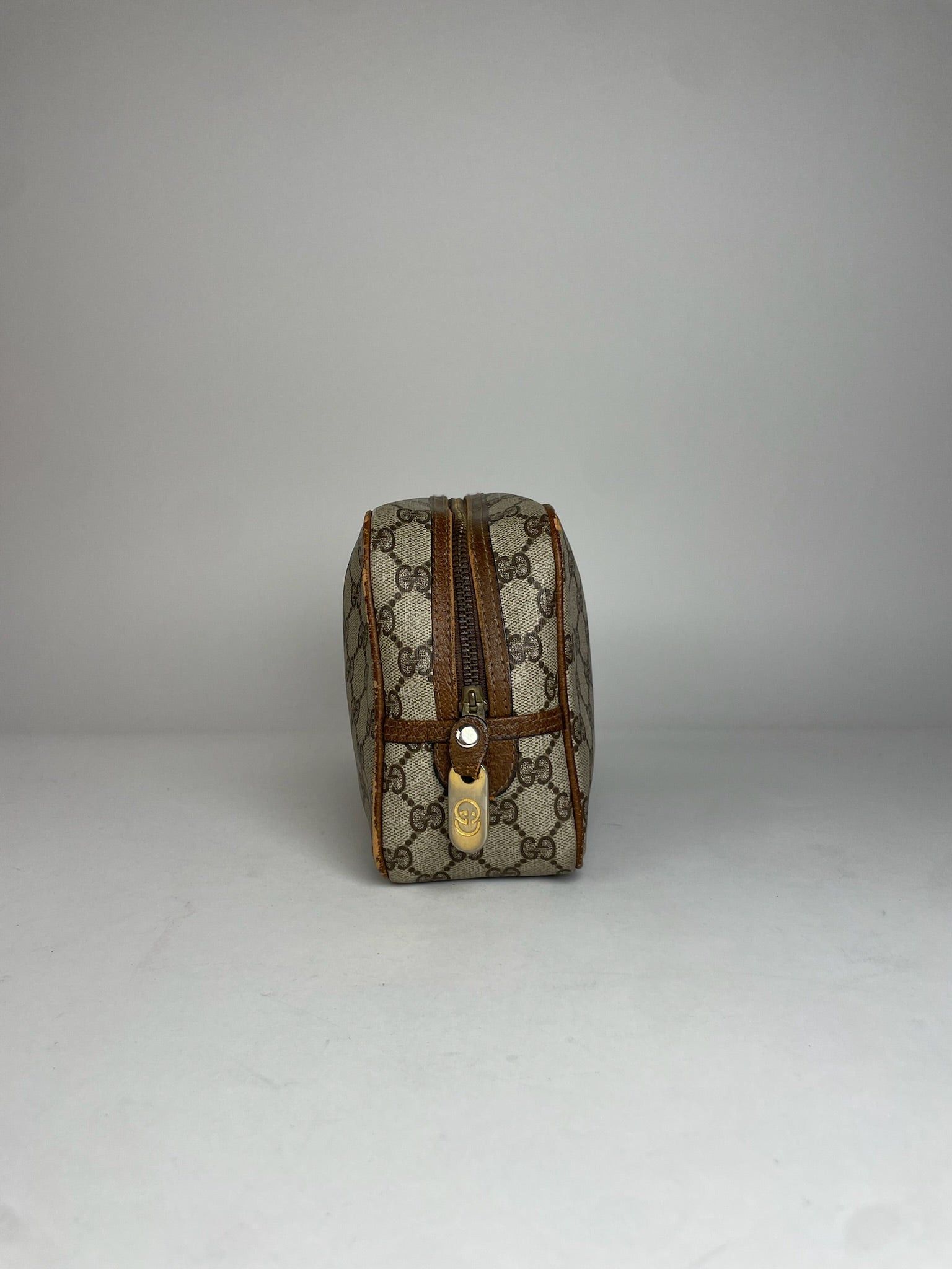 Gucci Vintage Monogram Leather Clutch Brown Grey Size ONE SIZE - 9 Thumbnail