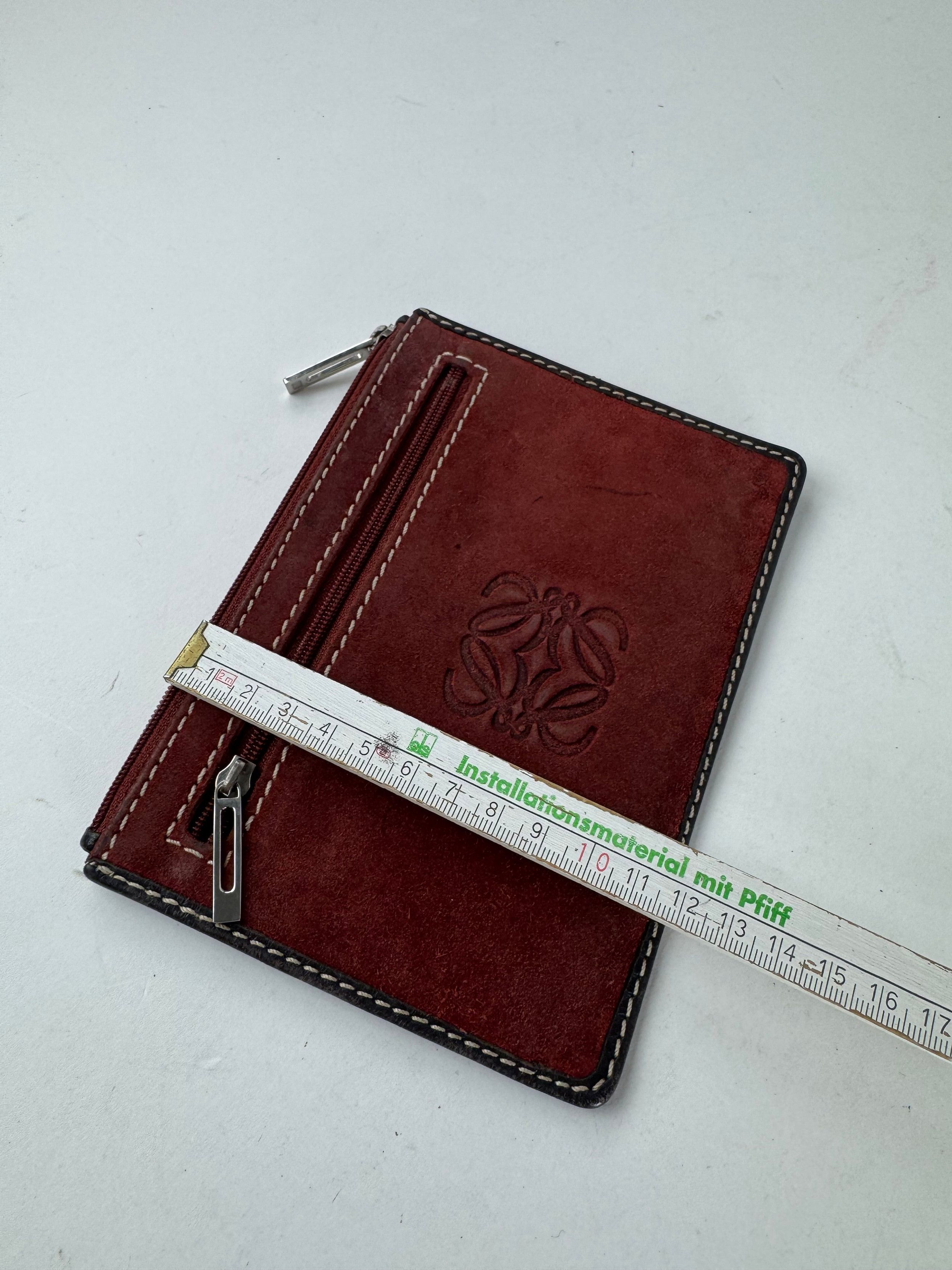 Loewe Vintage Anagram Logo Suede Card Holder Red Size ONE SIZE - 9 Thumbnail