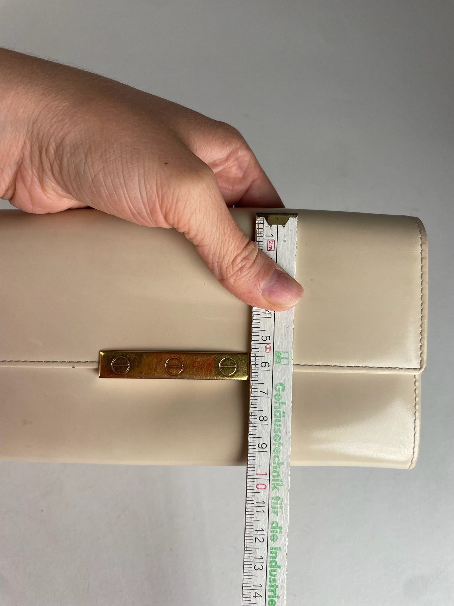 Cartier Vintage Leather Wallet White Size ONE SIZE - 8 Thumbnail