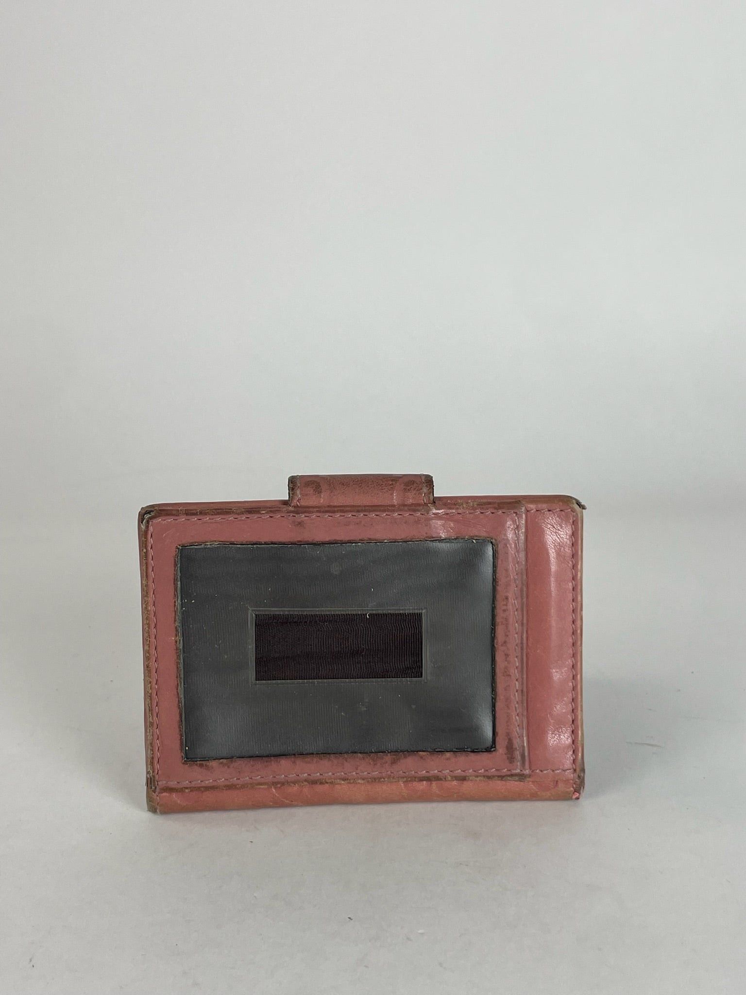 Gucci Vintage Monogram Leather Card Holder Pink Size ONE SIZE - 2 Thumbnail