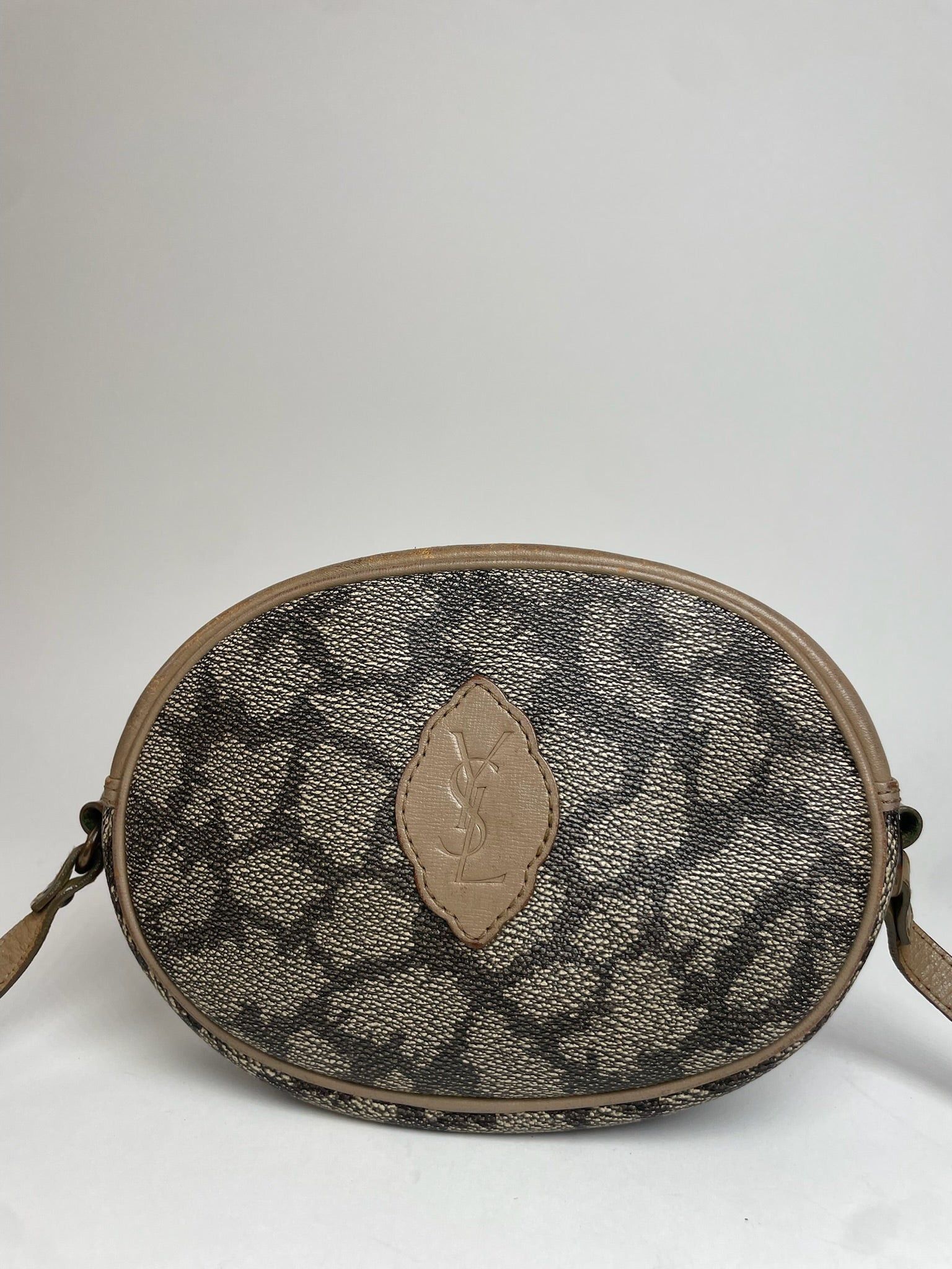 Other Vintage Yves Saint Laurent Leather Crossbody / Shoulder Bag Size ONE SIZE - 9 Thumbnail