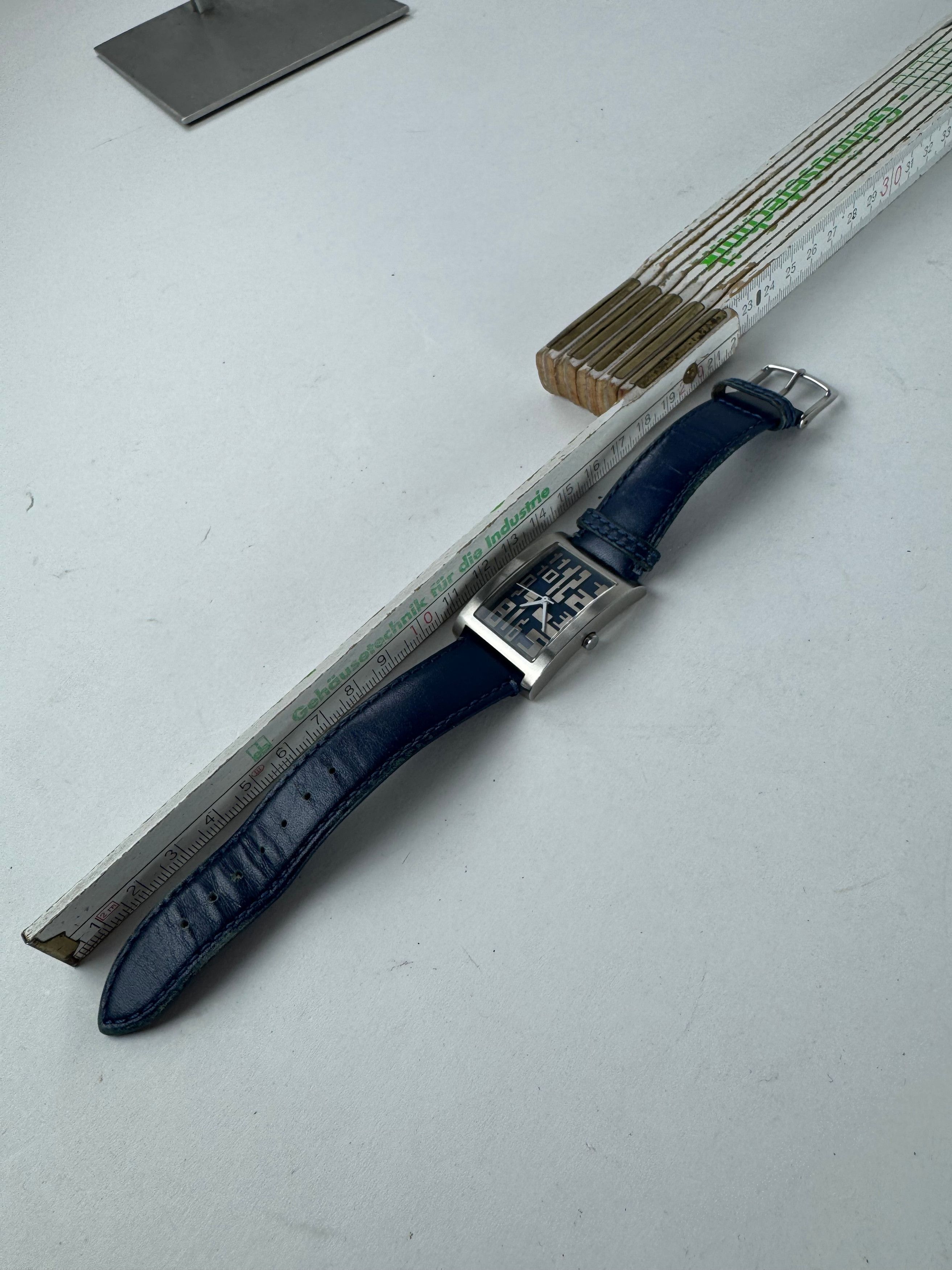 Jean Paul Gaultier Vintage Quartz Watch Navy silver Size ONE SIZE - 7 Thumbnail
