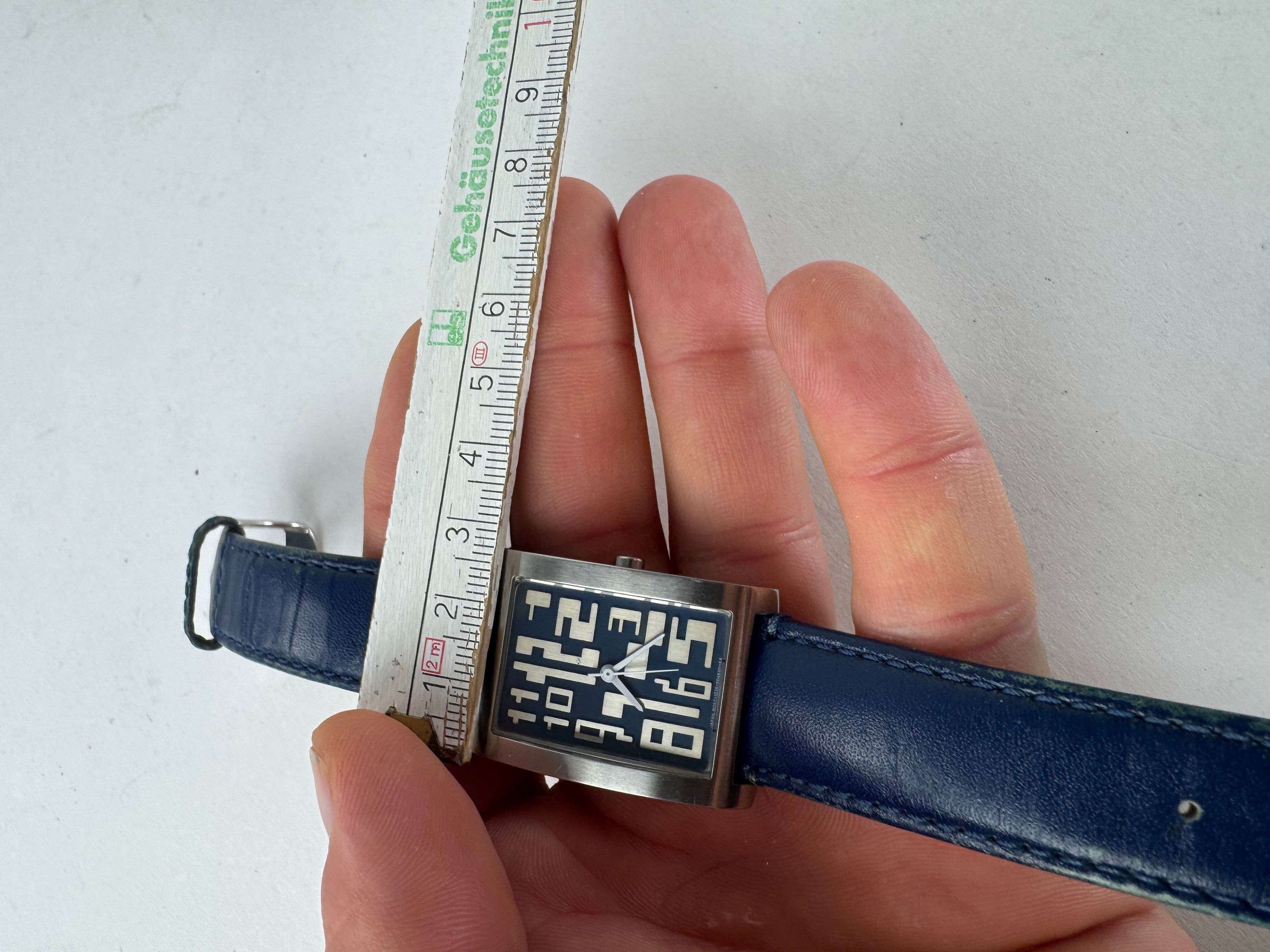 Jean Paul Gaultier Vintage Quartz Watch Navy silver Size ONE SIZE - 5 Thumbnail