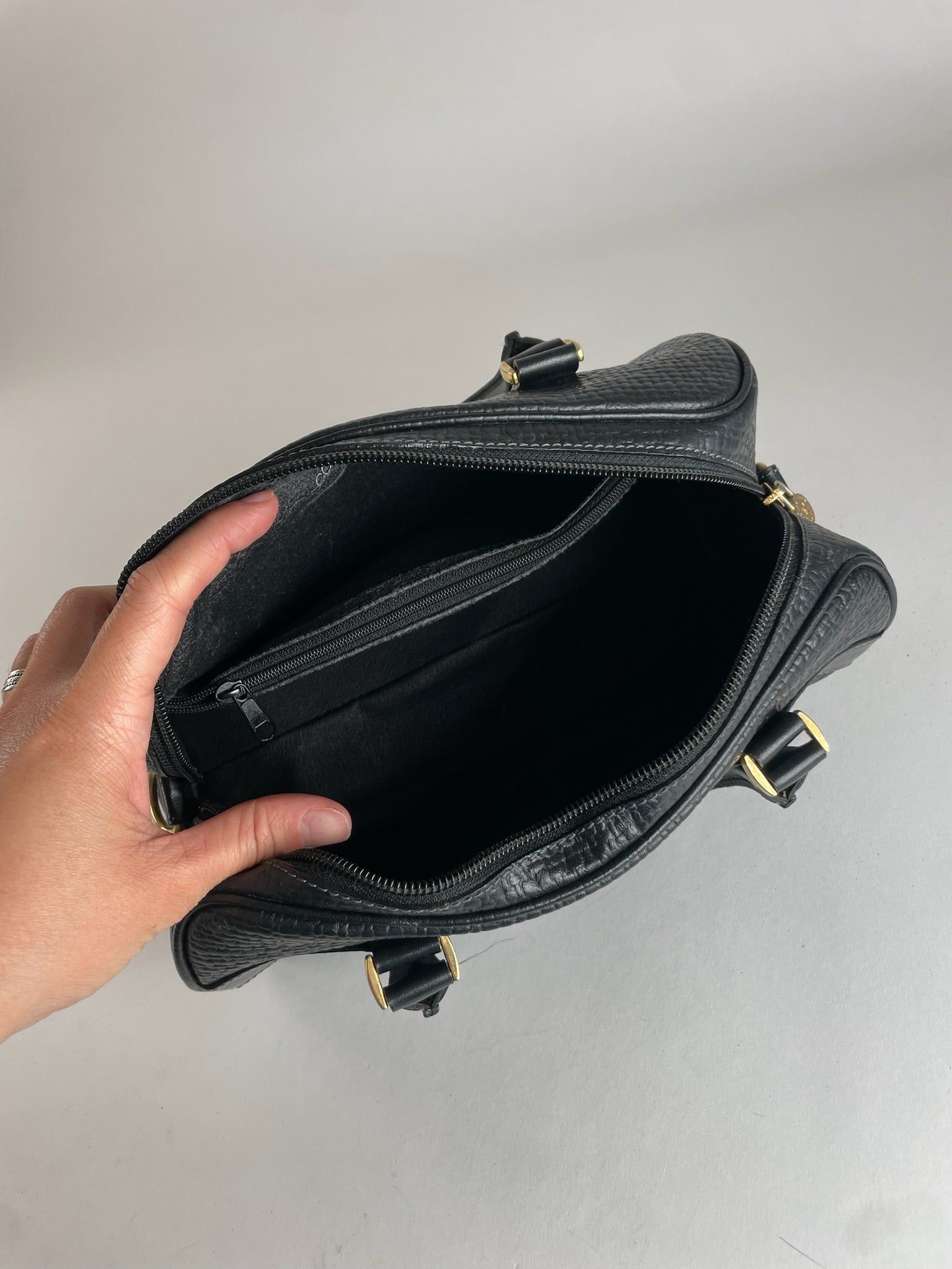 Courreges Vintage Leather Handbag Black Size ONE SIZE - 15 Thumbnail