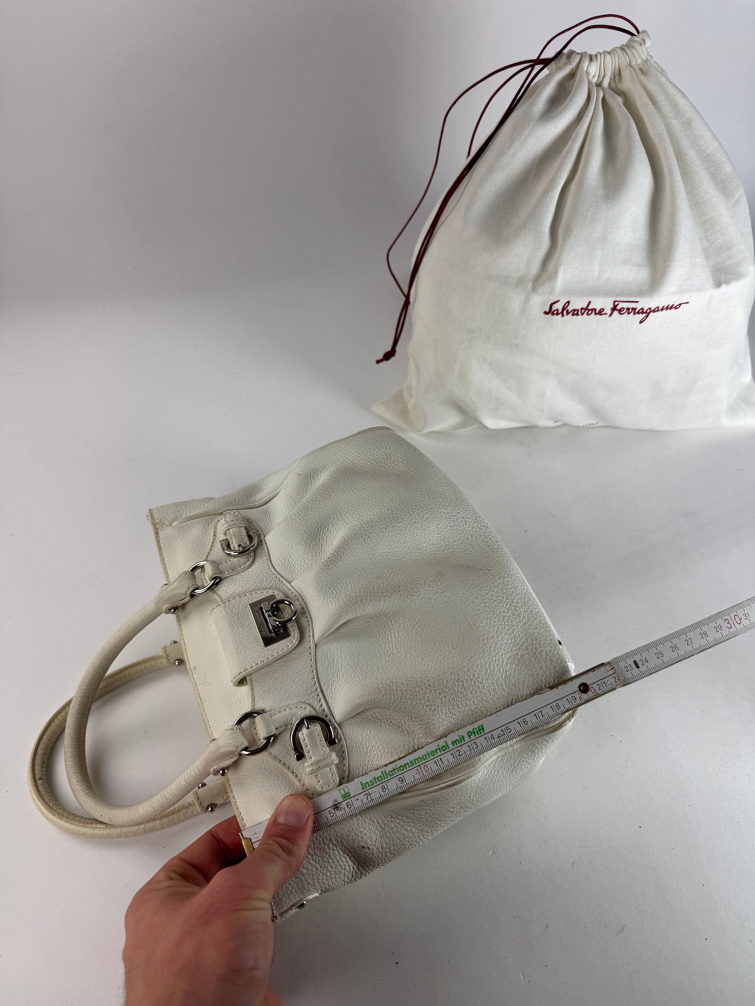 Salvatore Ferragamo Vintage Leather Handbag White Size ONE SIZE - 12 Thumbnail