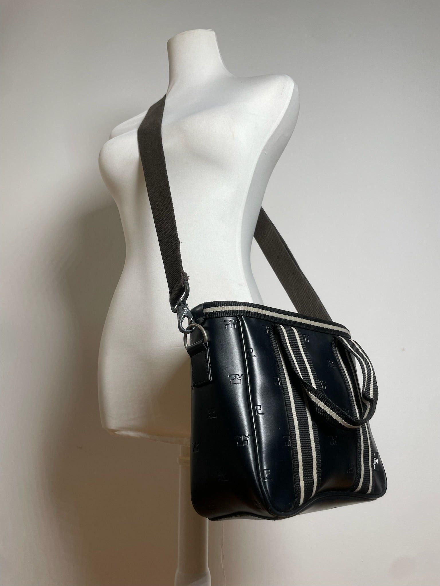 Courreges Vintage Paris 2Way Monogram Handbag Black White Size ONE SIZE - 5 Thumbnail