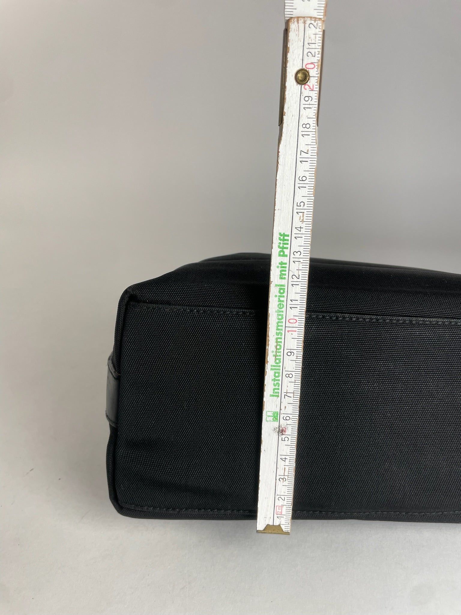 Gucci Vintage Handbag Black Size ONE SIZE - 8 Thumbnail