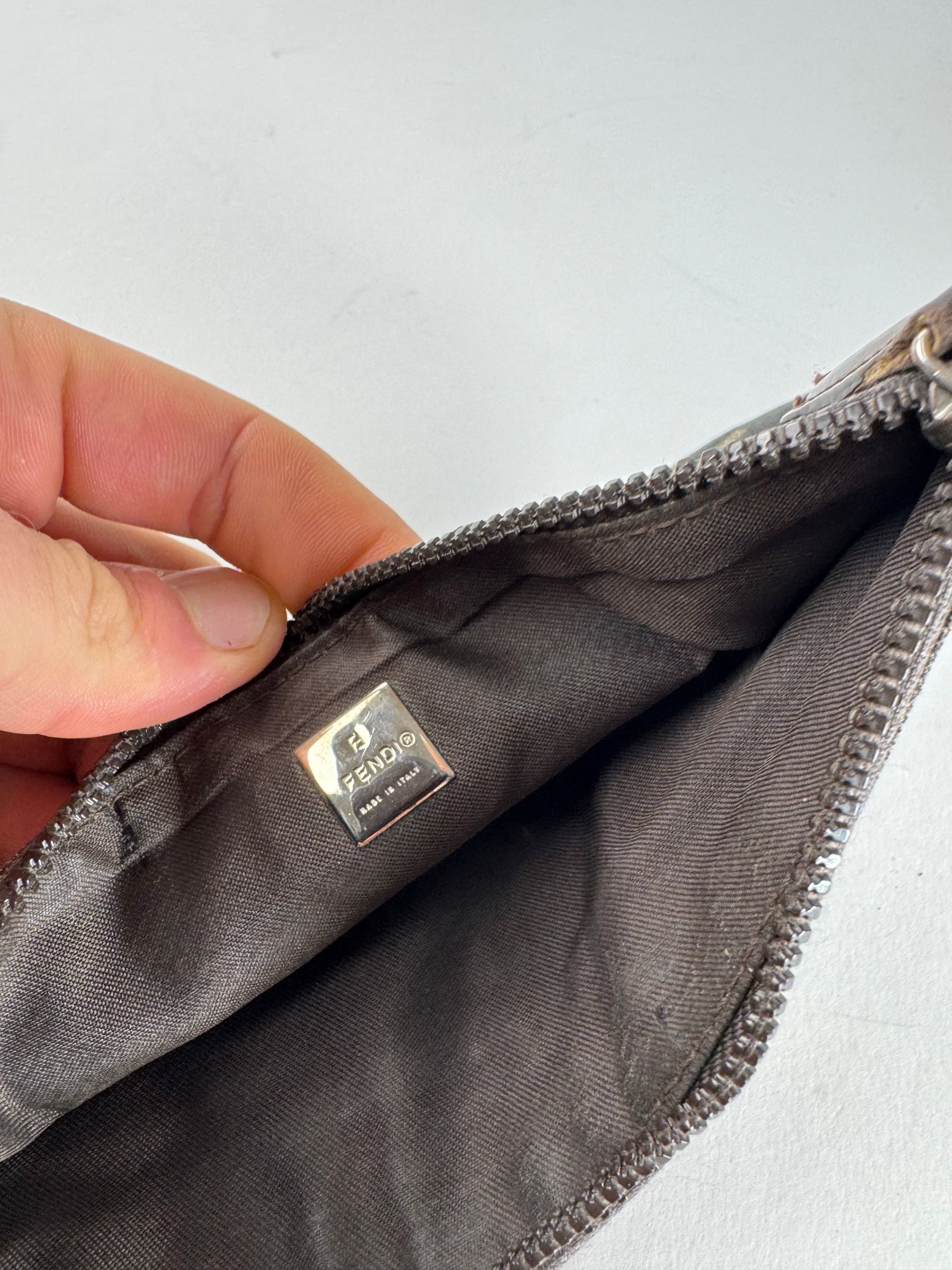 Fendi Vintage Monogram Card Holder / Clutch Brown Size ONE SIZE - 3 Thumbnail