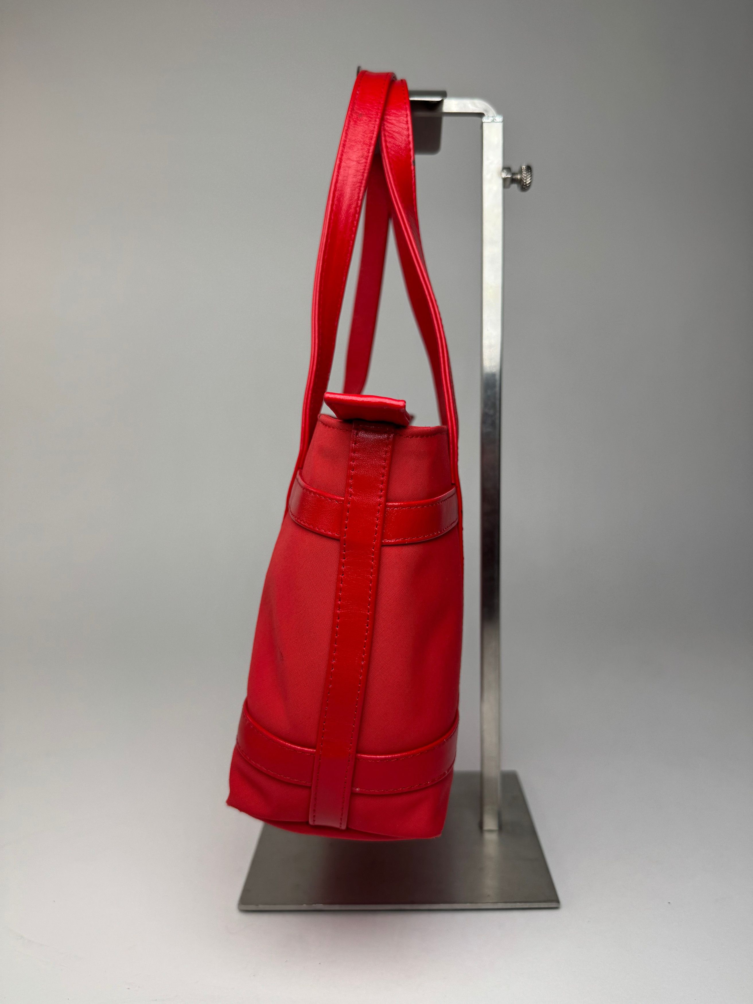Courreges Vintage Polyester Patent Leather Handbag Red Size ONE SIZE - 7 Thumbnail