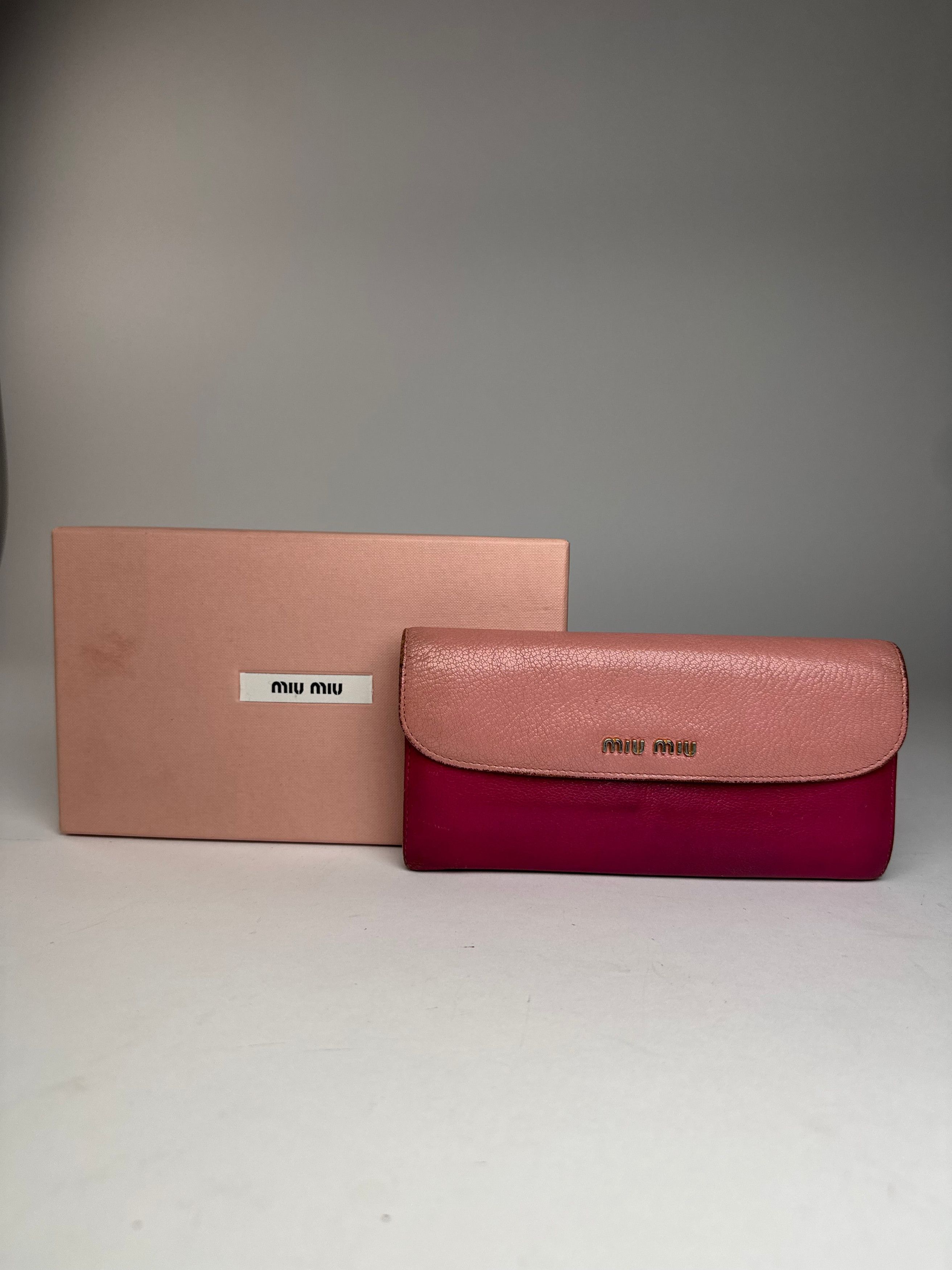 Miu Miu Vintage Leather Wallet Pink Size ONE SIZE - 10 Thumbnail