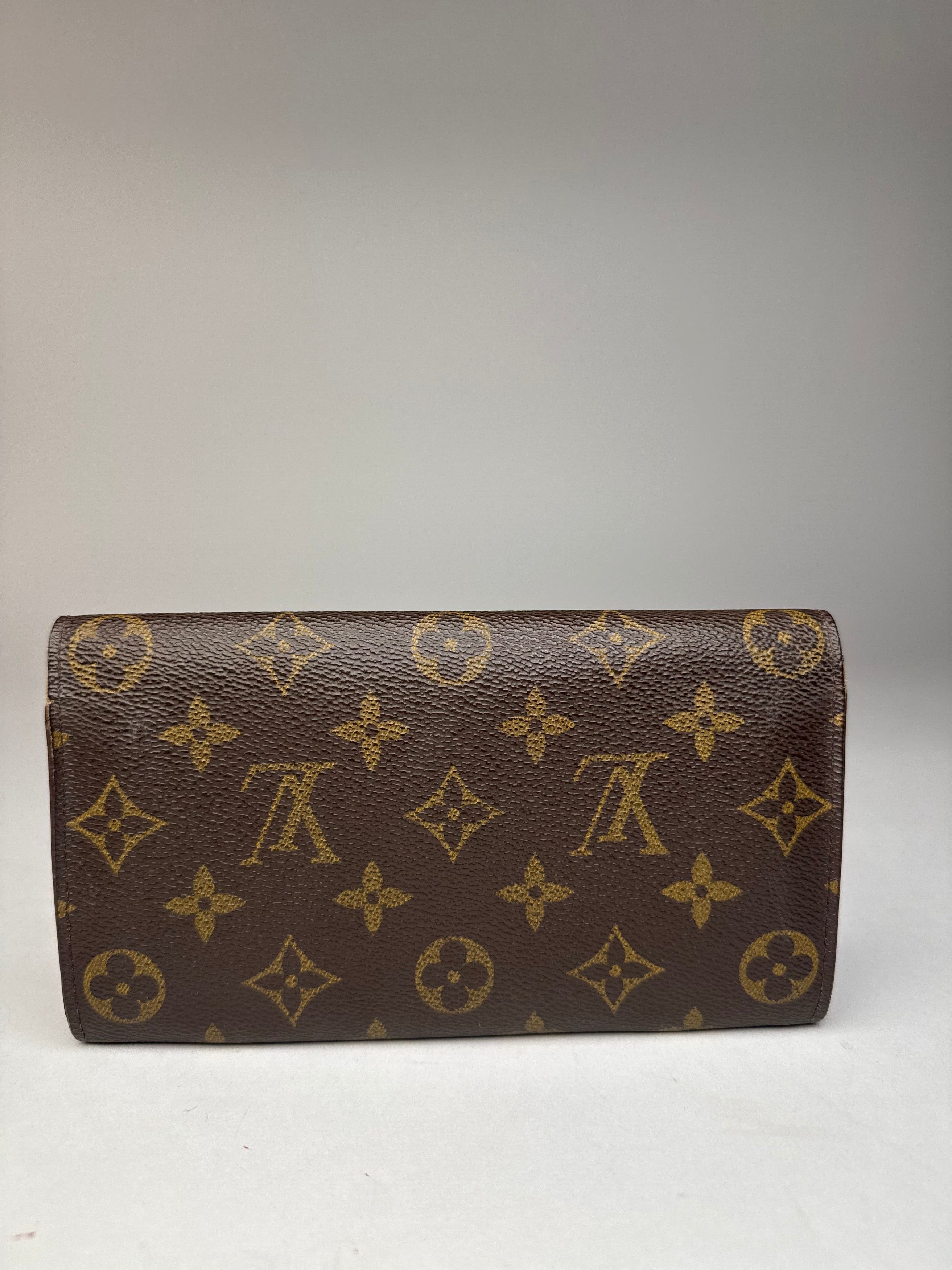 Louis Vuitton Vintage Leather Monogram Wallet Brown Size ONE SIZE - 9 Thumbnail