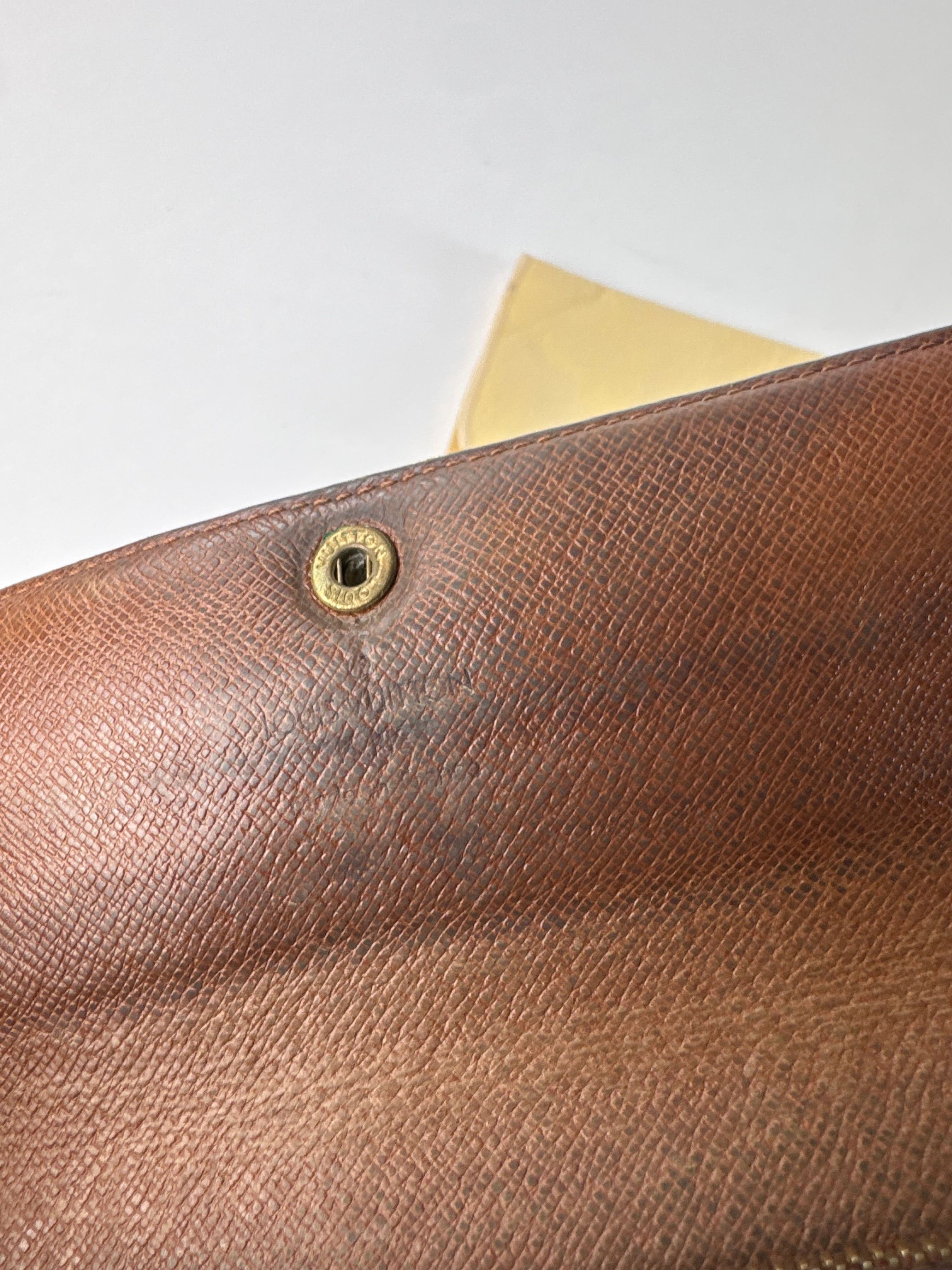 Louis Vuitton Vintage Leather Monogram Wallet Brown Size ONE SIZE - 5 Thumbnail