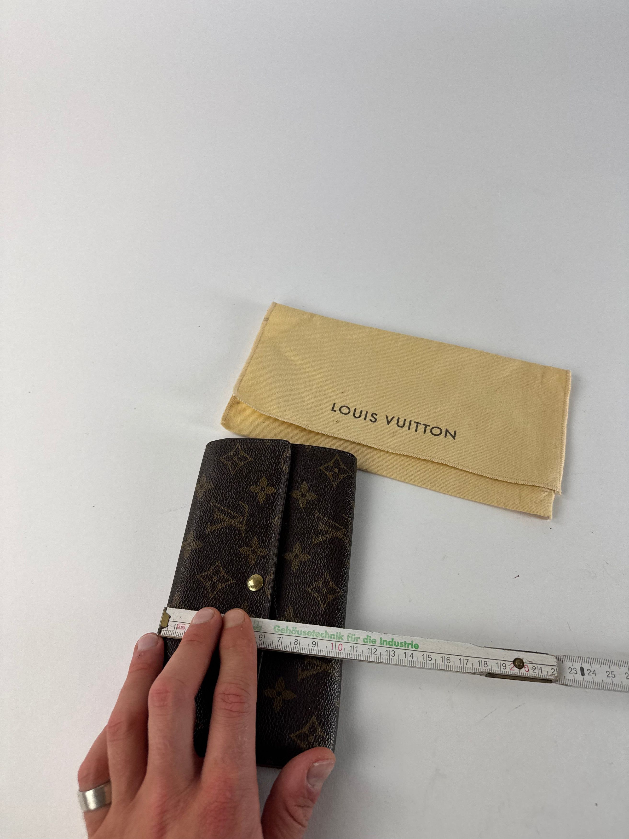 Louis Vuitton Vintage Leather Monogram Wallet Brown Size ONE SIZE - 10 Thumbnail