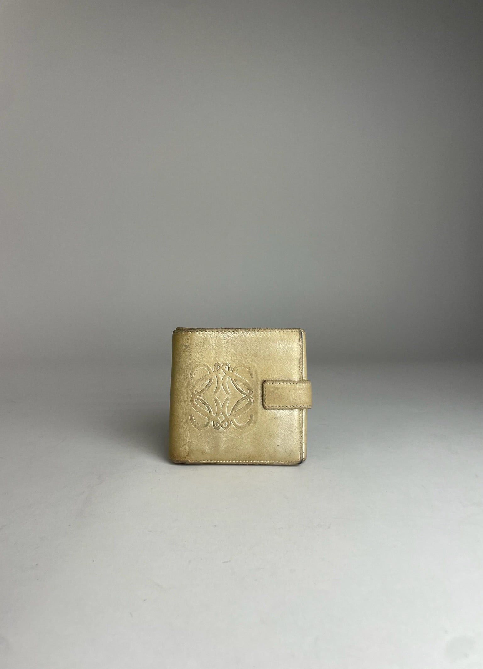 Loewe Vintage Madrid Anagram Leather Wallet Gold Size ONE SIZE - 8 Thumbnail
