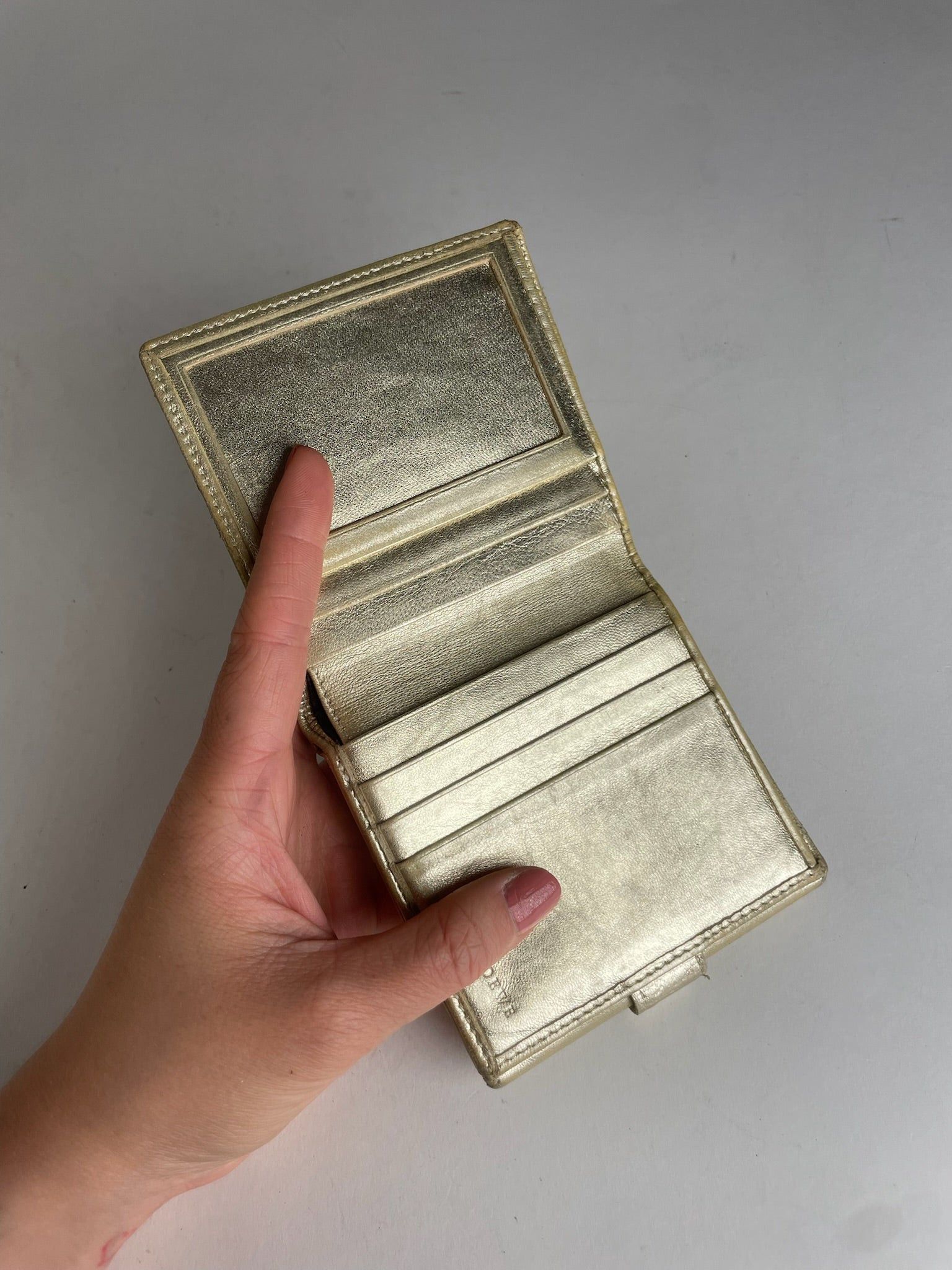 Loewe Vintage Madrid Anagram Leather Wallet Gold Size ONE SIZE - 6 Thumbnail