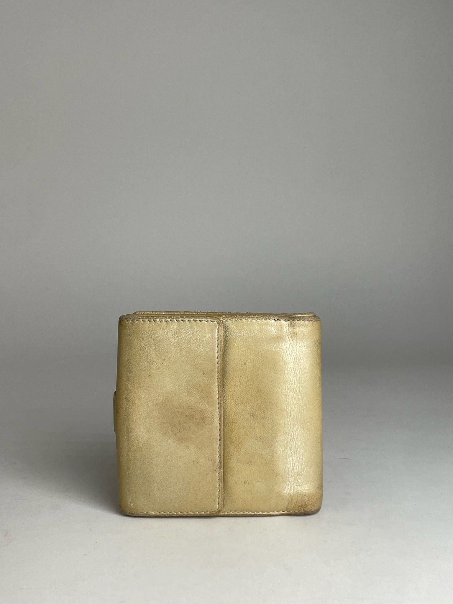 Loewe Vintage Madrid Anagram Leather Wallet Gold Size ONE SIZE - 2 Thumbnail