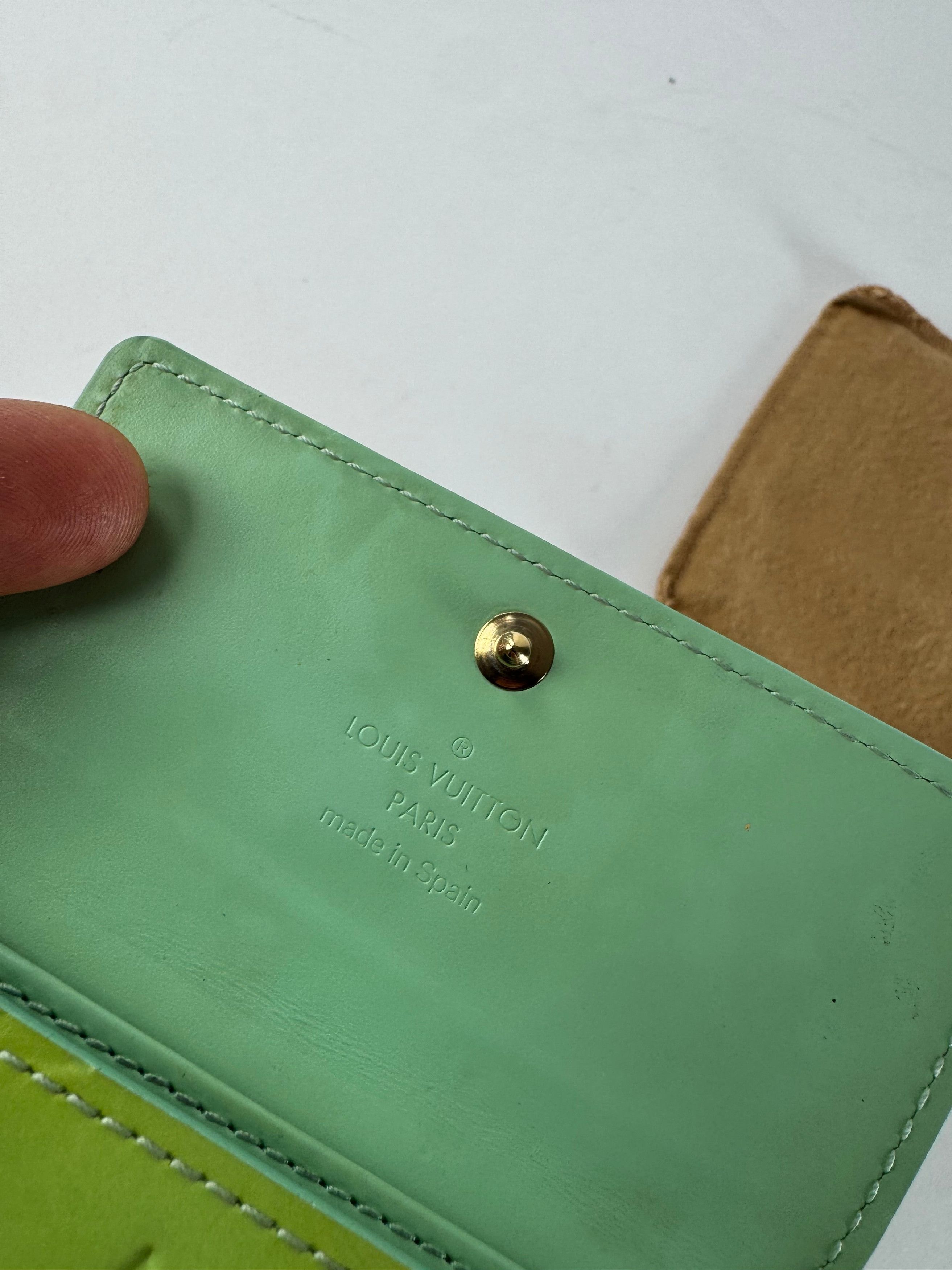 Louis Vuitton Vintage Vernis Leather Key Holder Green Size ONE SIZE - 4 Thumbnail
