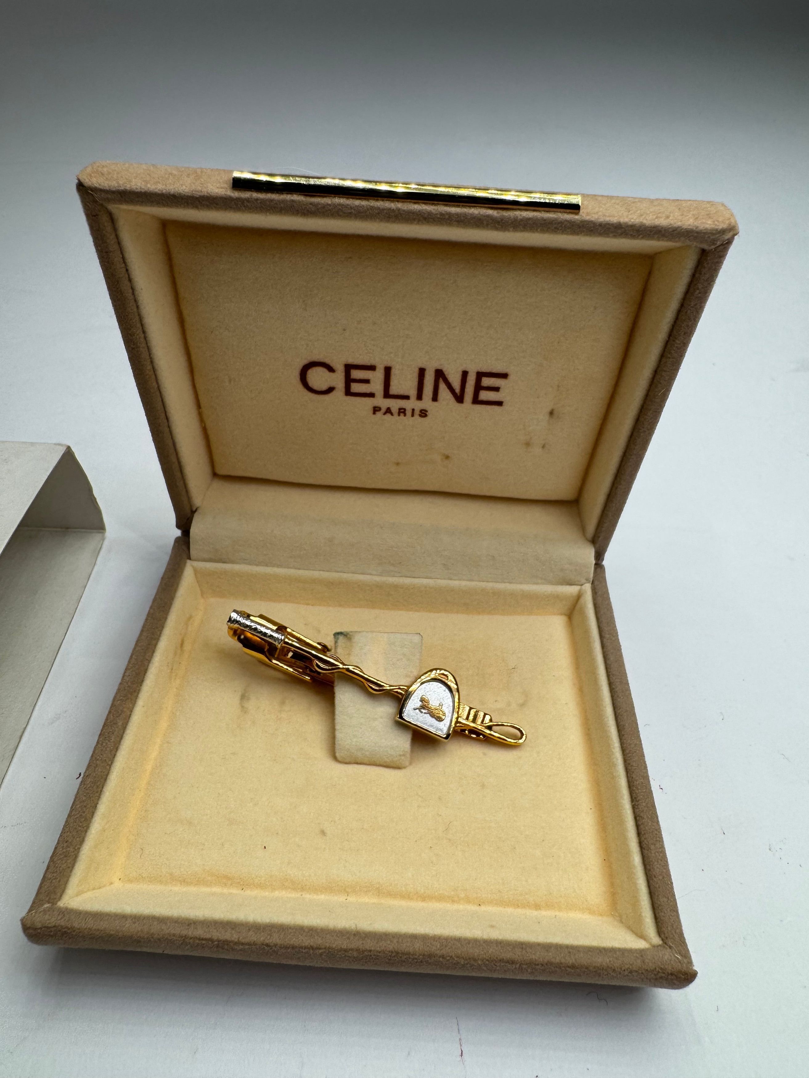 Celine Vintage Paris Carriage Logo Clamp Golden Size ONE SIZE - 9 Thumbnail