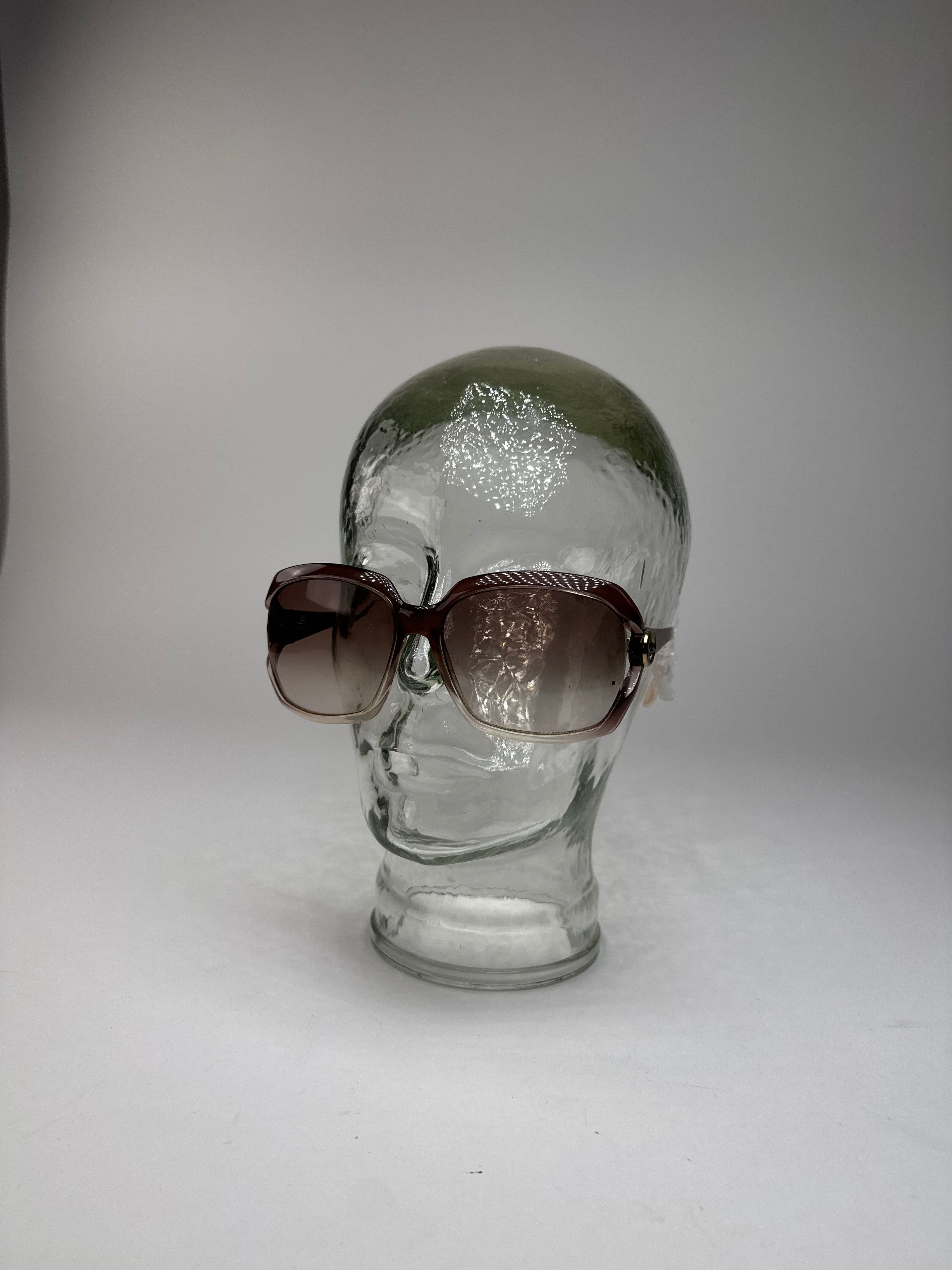 Gucci Vintage Overd Sunglasses Black Beige Size ONE SIZE - 2 Thumbnail