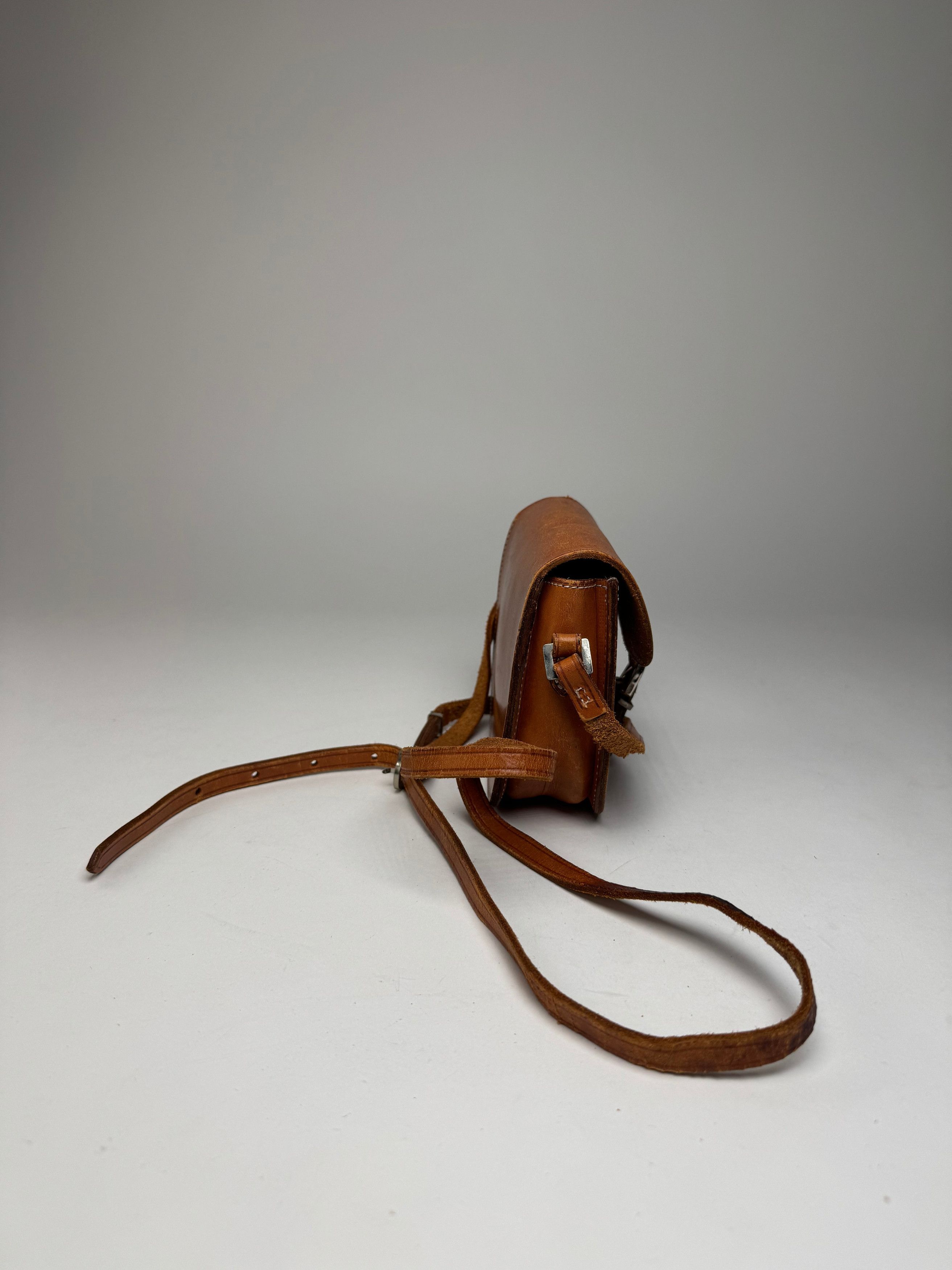 Courreges Vintage Leather Crossbody / Shoulder Bag Brown Size ONE SIZE - 11 Thumbnail