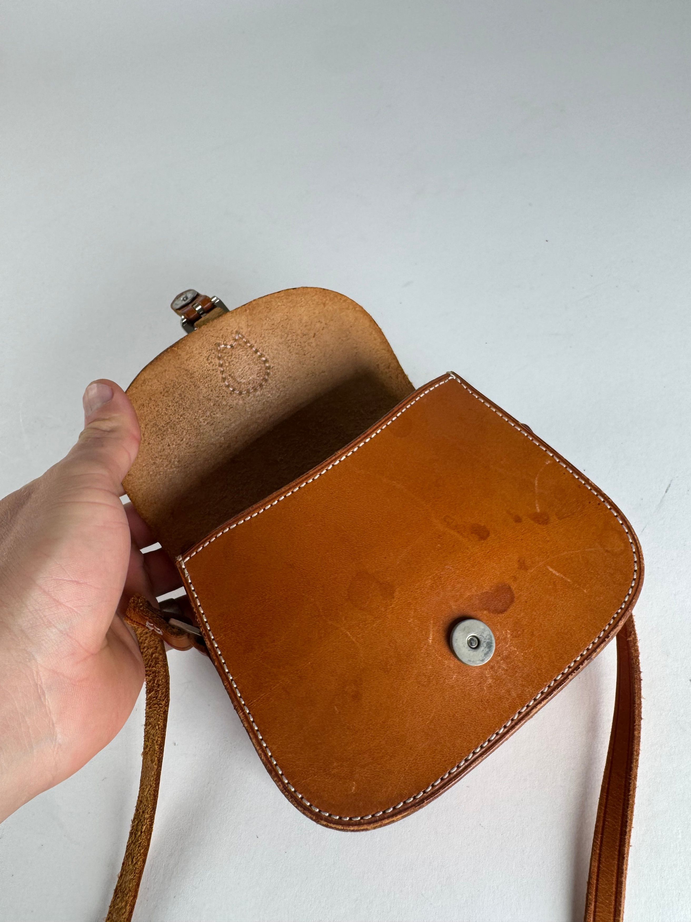 Courreges Vintage Leather Crossbody / Shoulder Bag Brown Size ONE SIZE - 6 Thumbnail