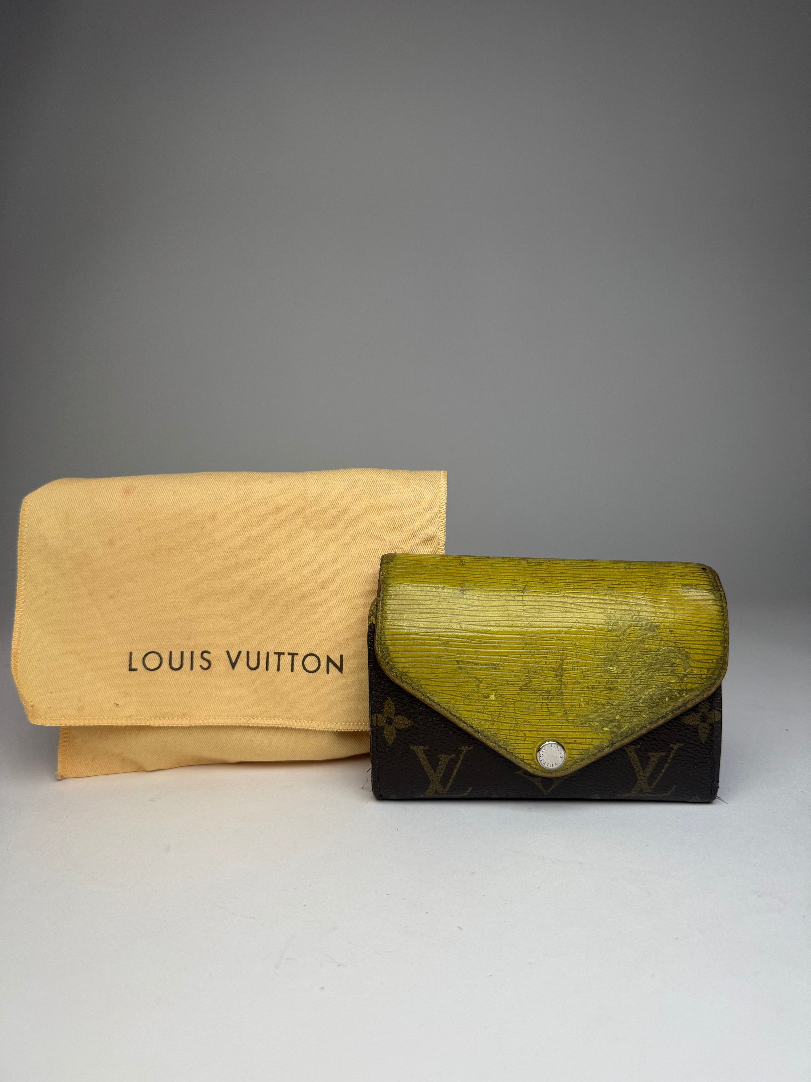 Louis Vuitton Vintage Monogram EPI Leather Wallet Yellow Brown Size ONE SIZE - 2 Thumbnail