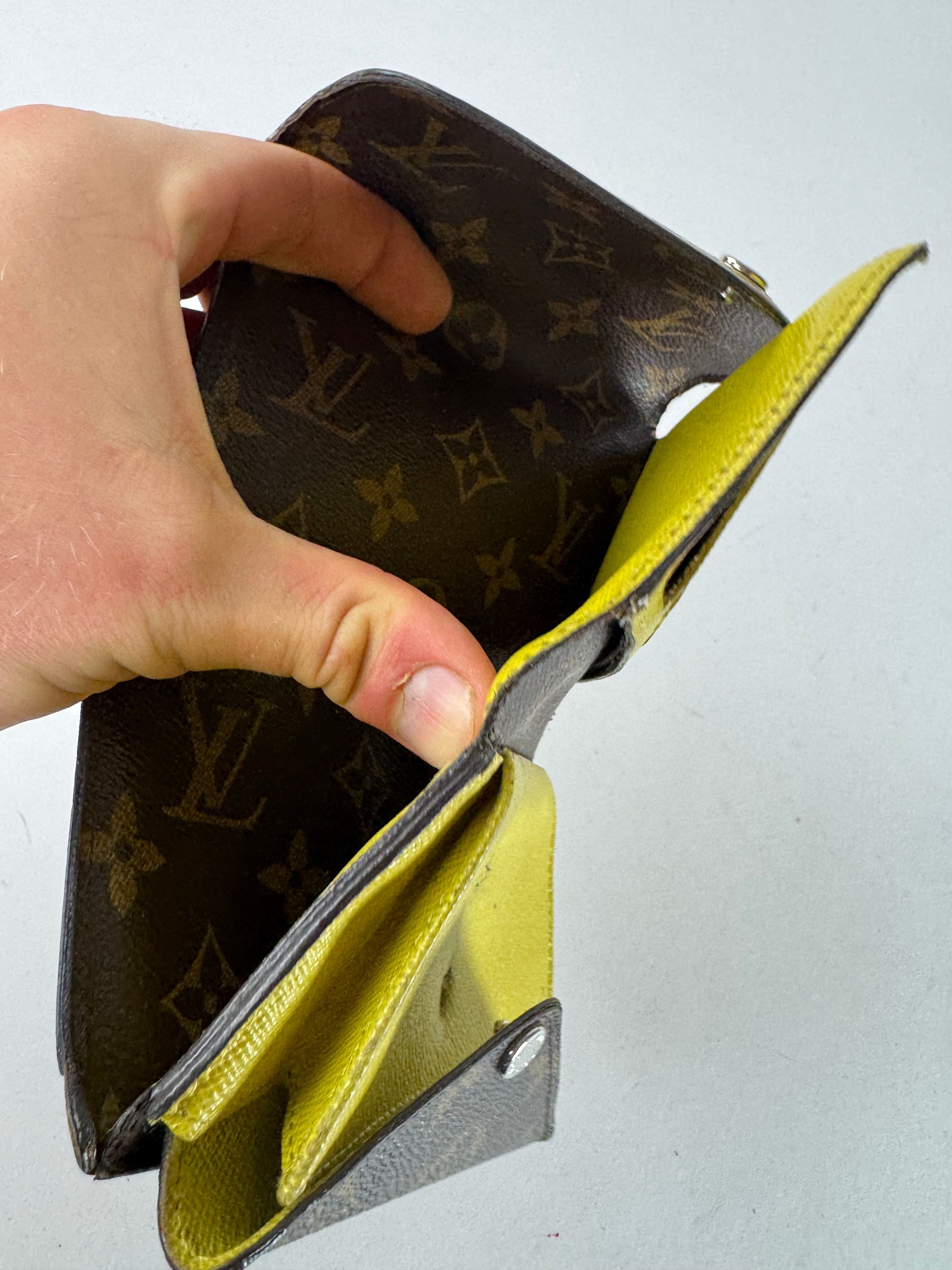 Louis Vuitton Vintage Monogram EPI Leather Wallet Yellow Brown Size ONE SIZE - 6 Thumbnail
