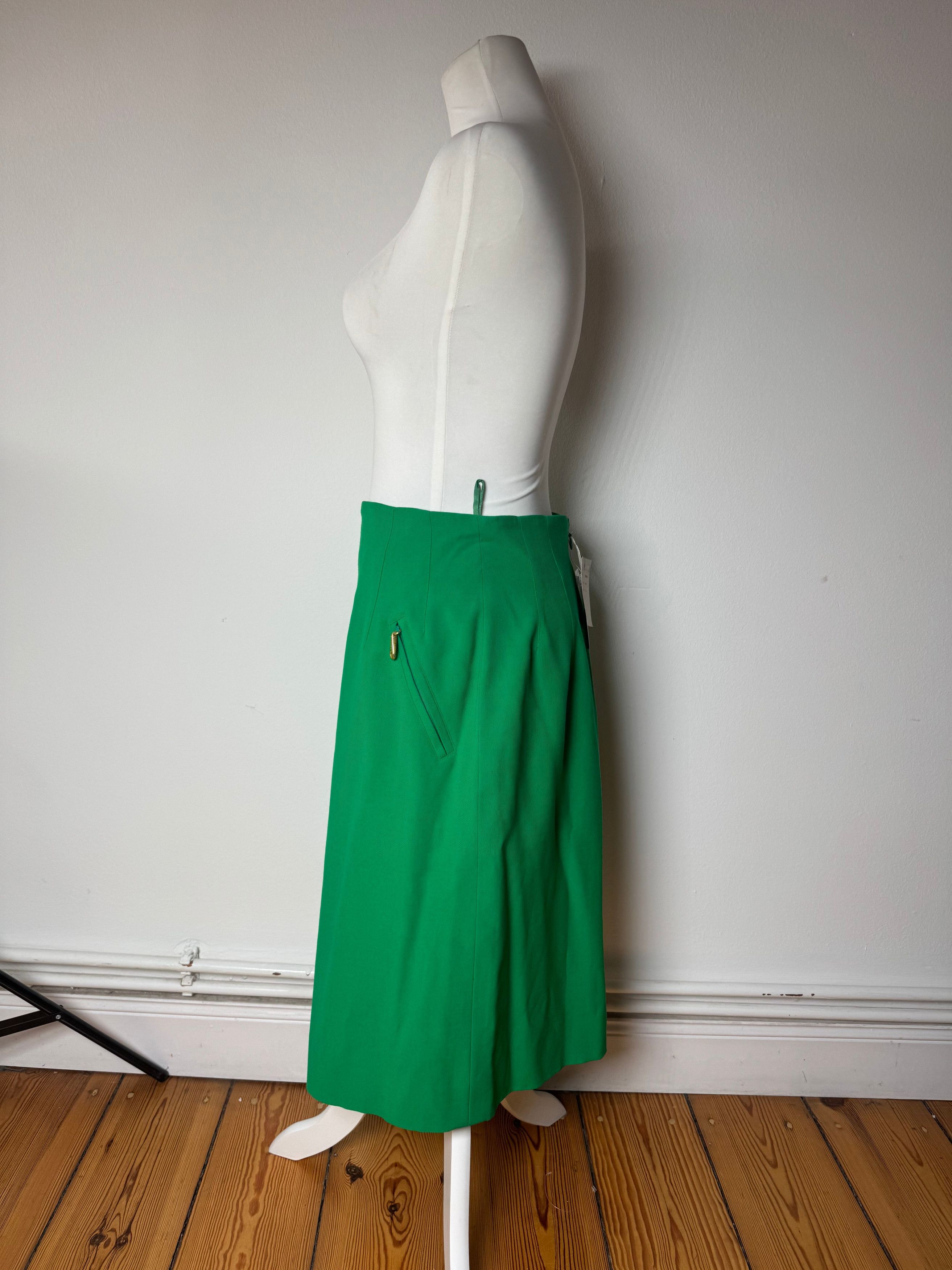 Celine Vintage Paris Skirt Green L new with tag Size 34" / US 12 / IT 48 - 2 Thumbnail