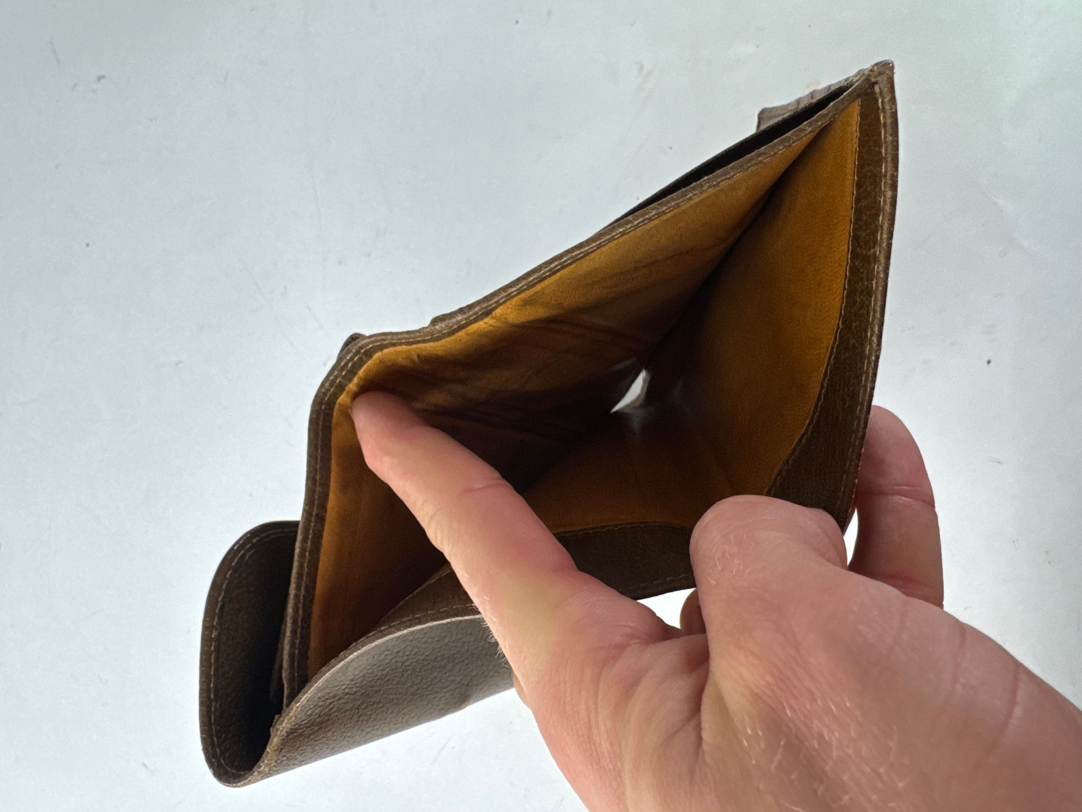 Gucci Vintage Leather Wallet Brown Size ONE SIZE - 9 Thumbnail