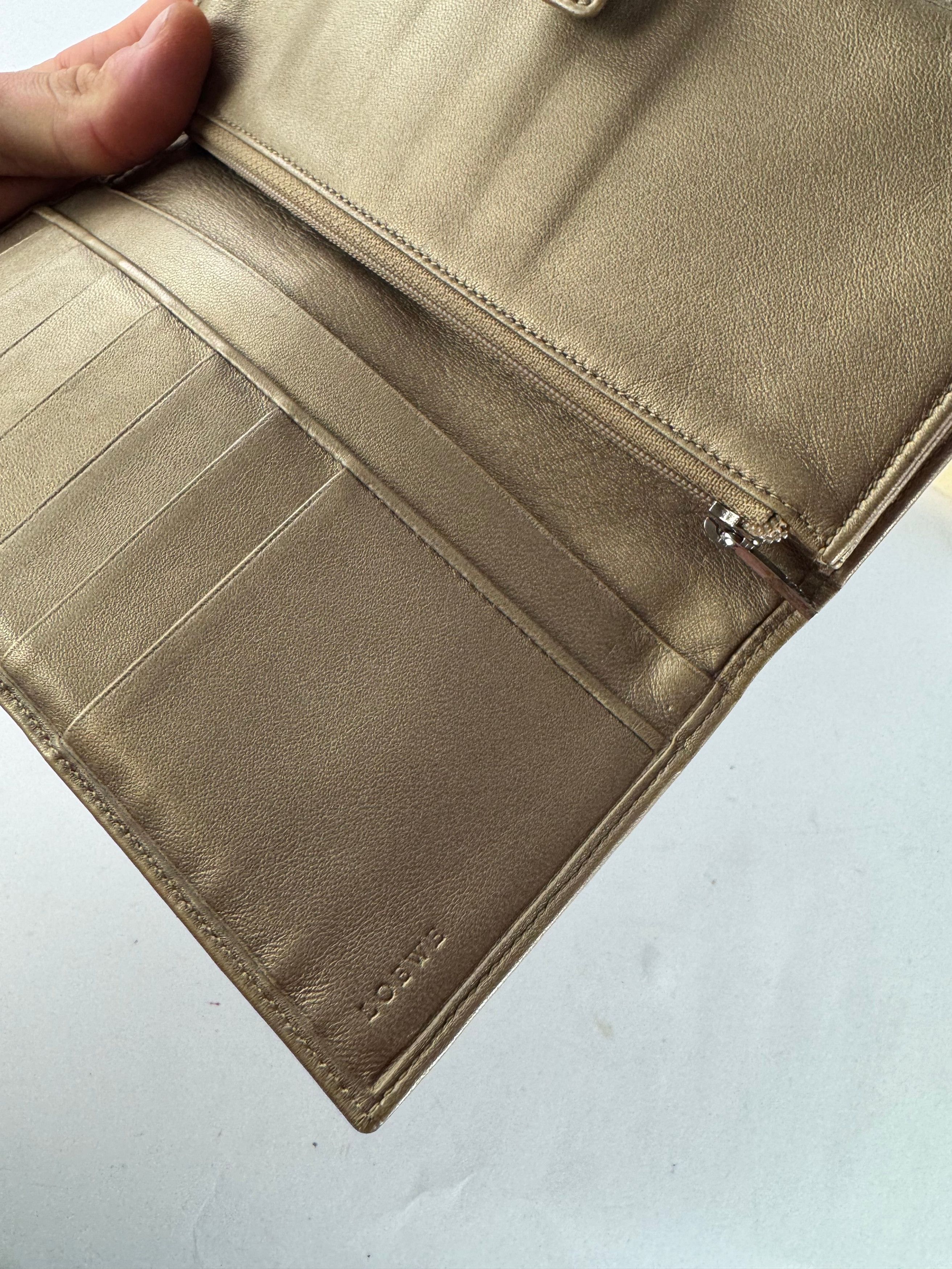 Loewe Vintage Madrid Angaram Logo Leather Wallet Golden Size ONE SIZE - 4 Thumbnail