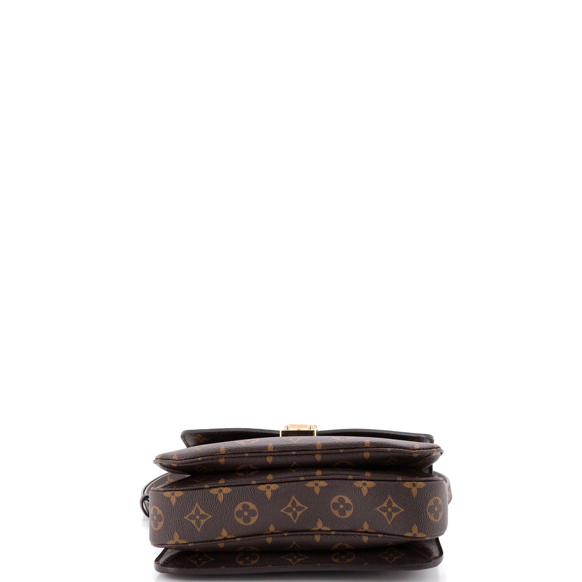 Louis Vuitton Pochette Metis Size ONE SIZE - 4 Thumbnail