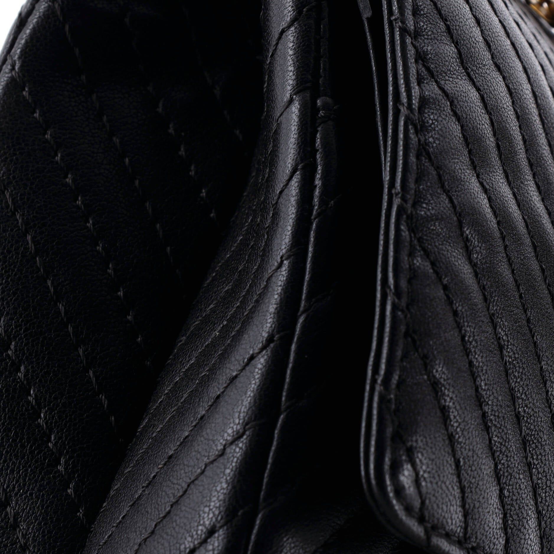 Chanel Reissue 2.55 Flap Bag Size ONE SIZE - 6 Thumbnail