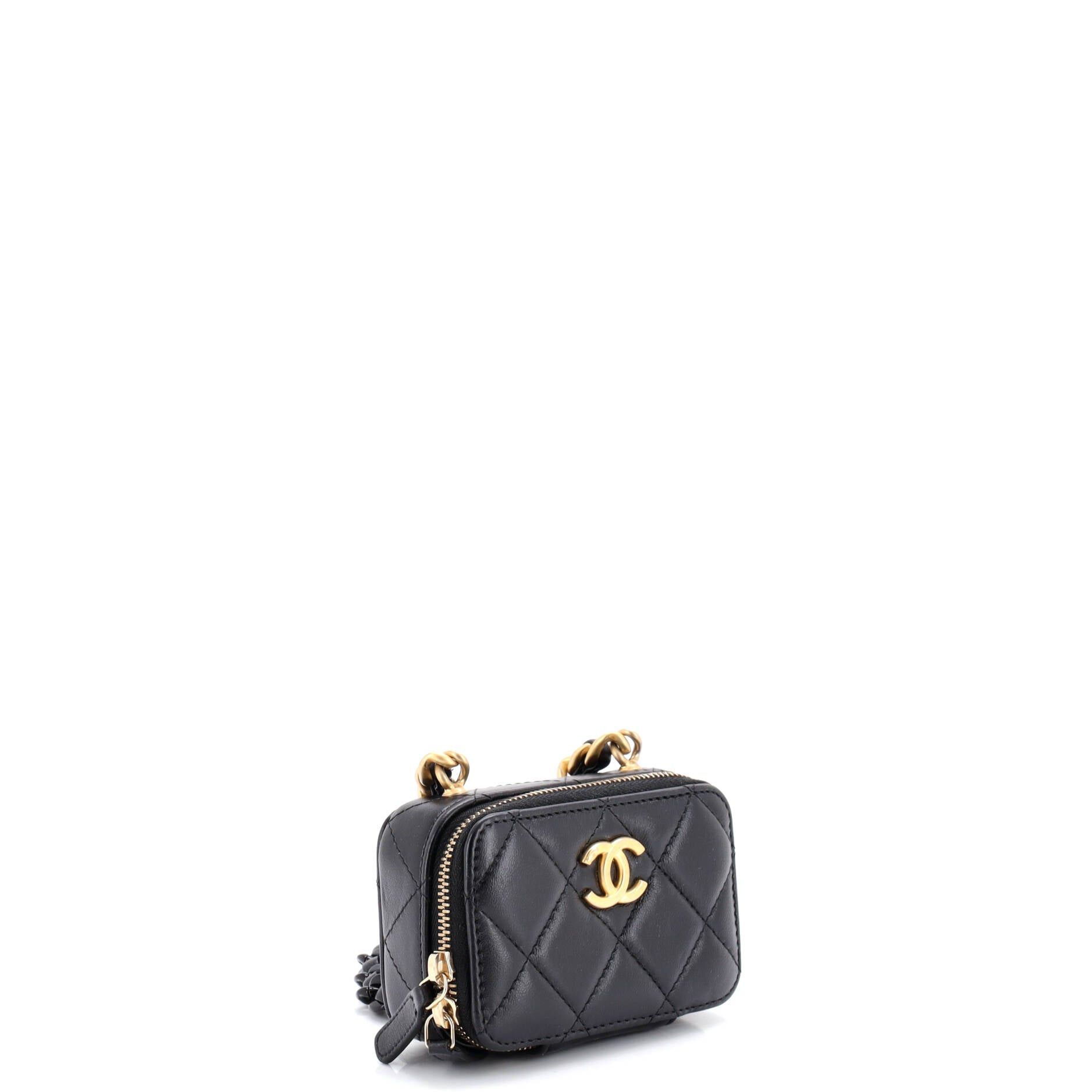 Chanel Lacquered Metal CC Zip Around Card Holder on Chain Size ONE SIZE - 2 Thumbnail