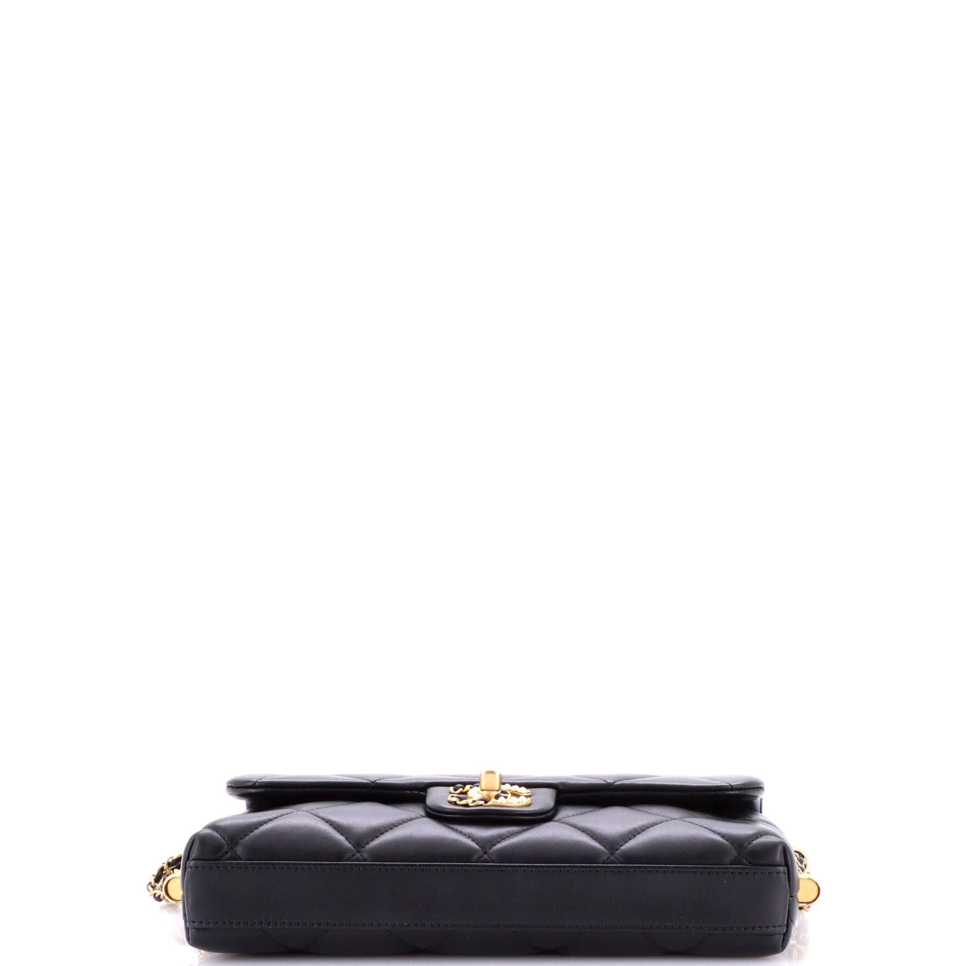 Chanel Crush on Chains Flap Bag Size ONE SIZE - 4 Thumbnail