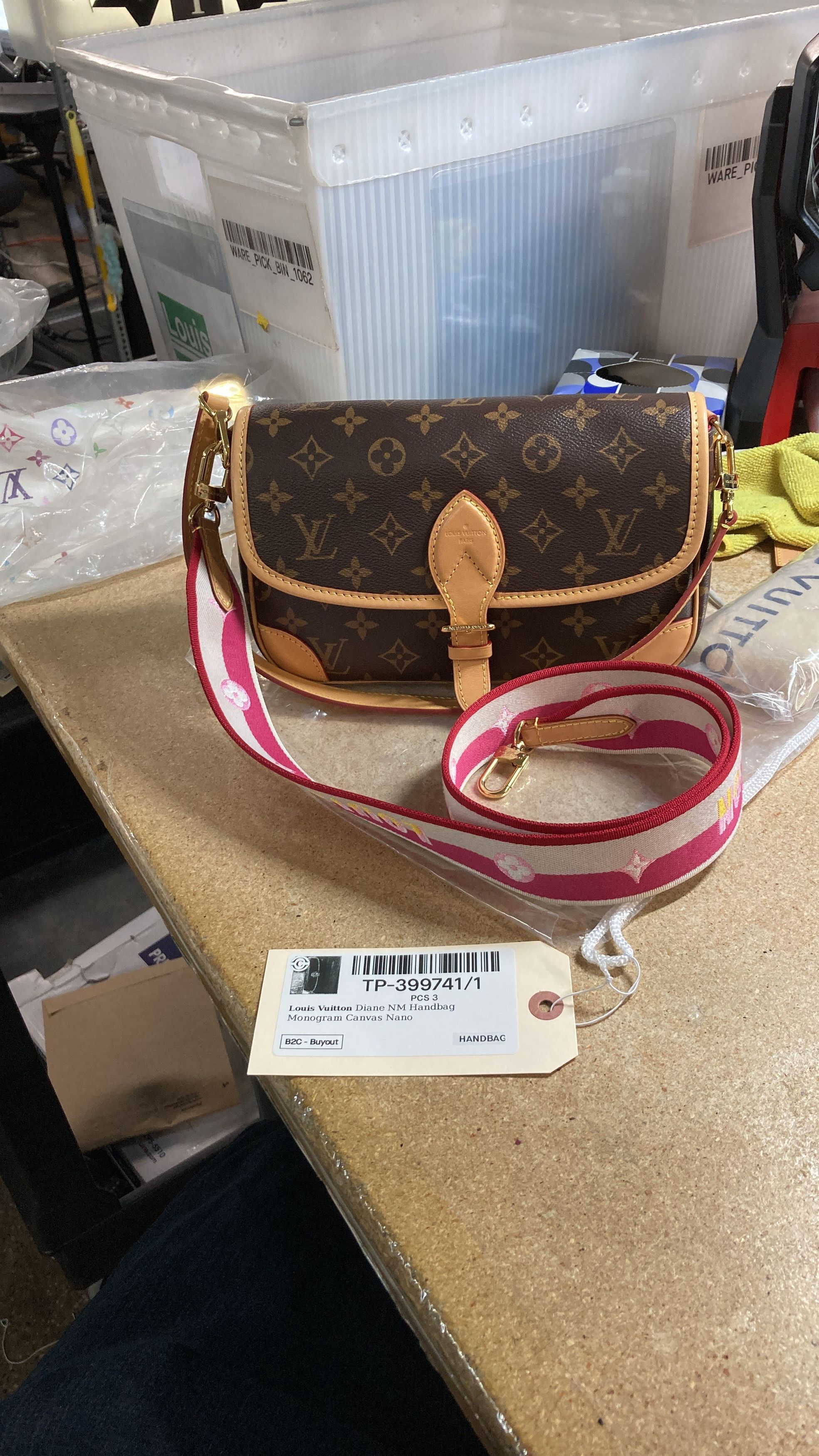 Louis Vuitton Diane NM Handbag Size ONE SIZE - 9 Thumbnail