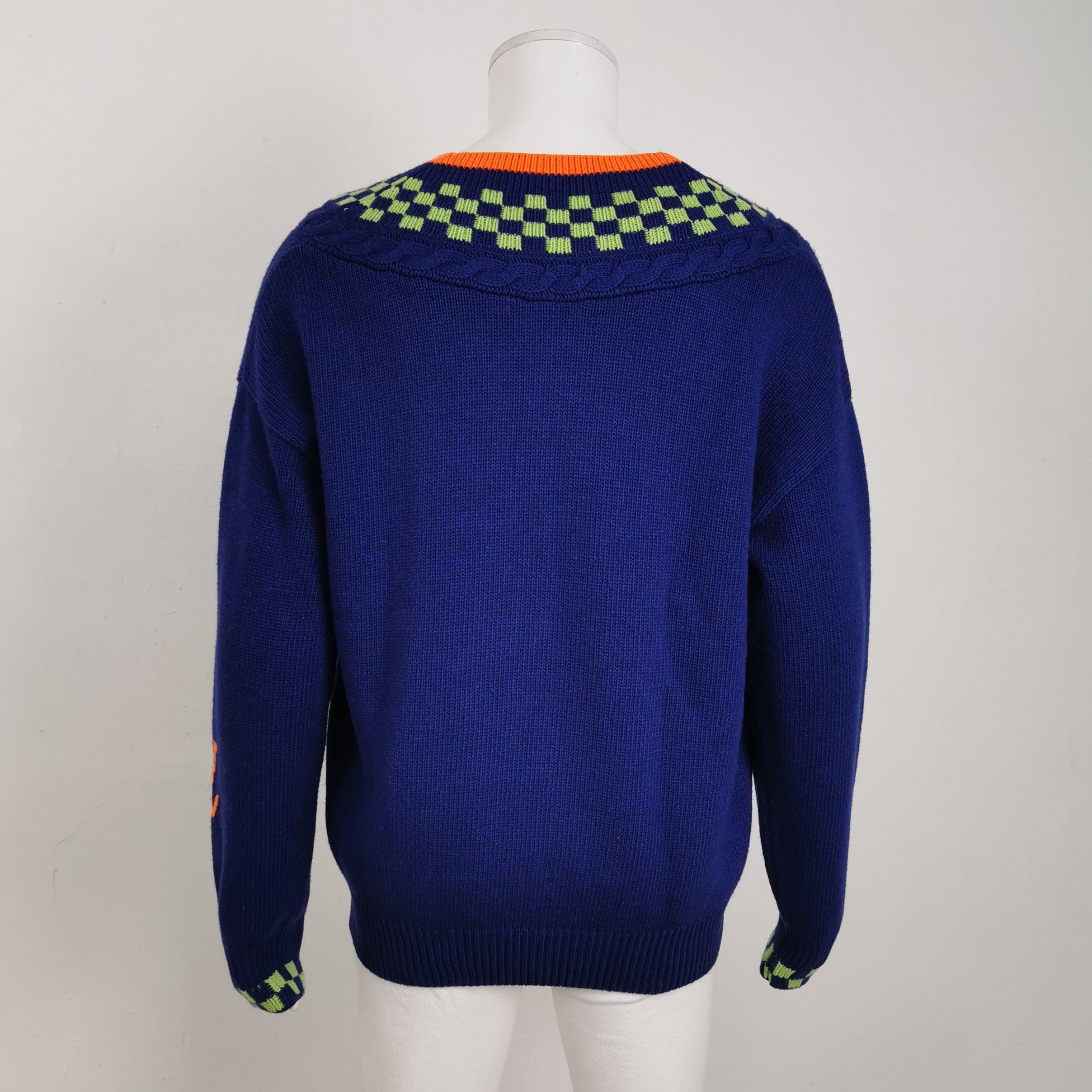Louis Vuitton Louis Vuitton Blue Checkered V-Neck Sweater L Size US L / EU 52-54 / 3 - 4 Thumbnail