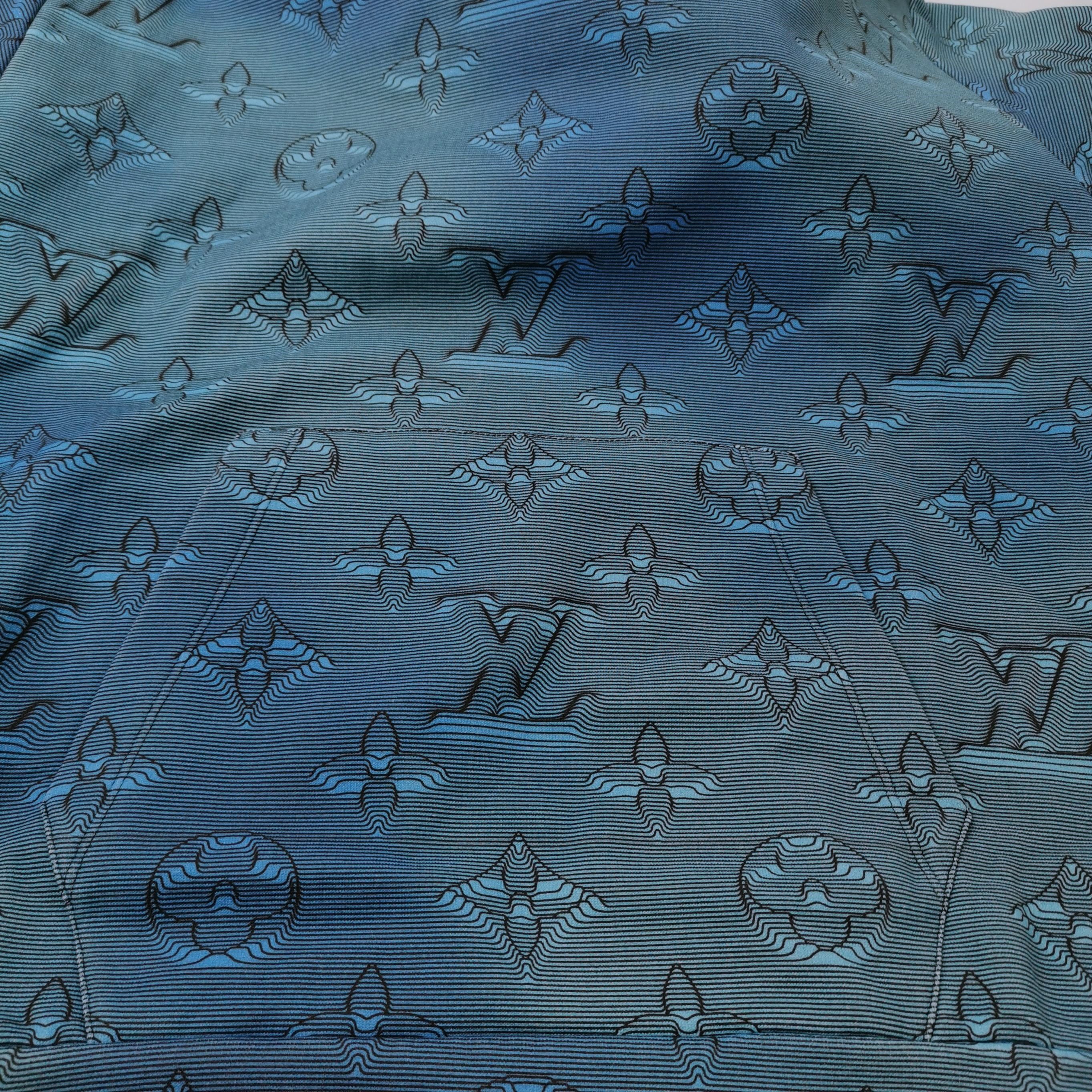 Louis Vuitton Louis Vuitton Monogram Hooded Sweatshirt M Size US M / EU 48-50 / 2 - 5 Thumbnail