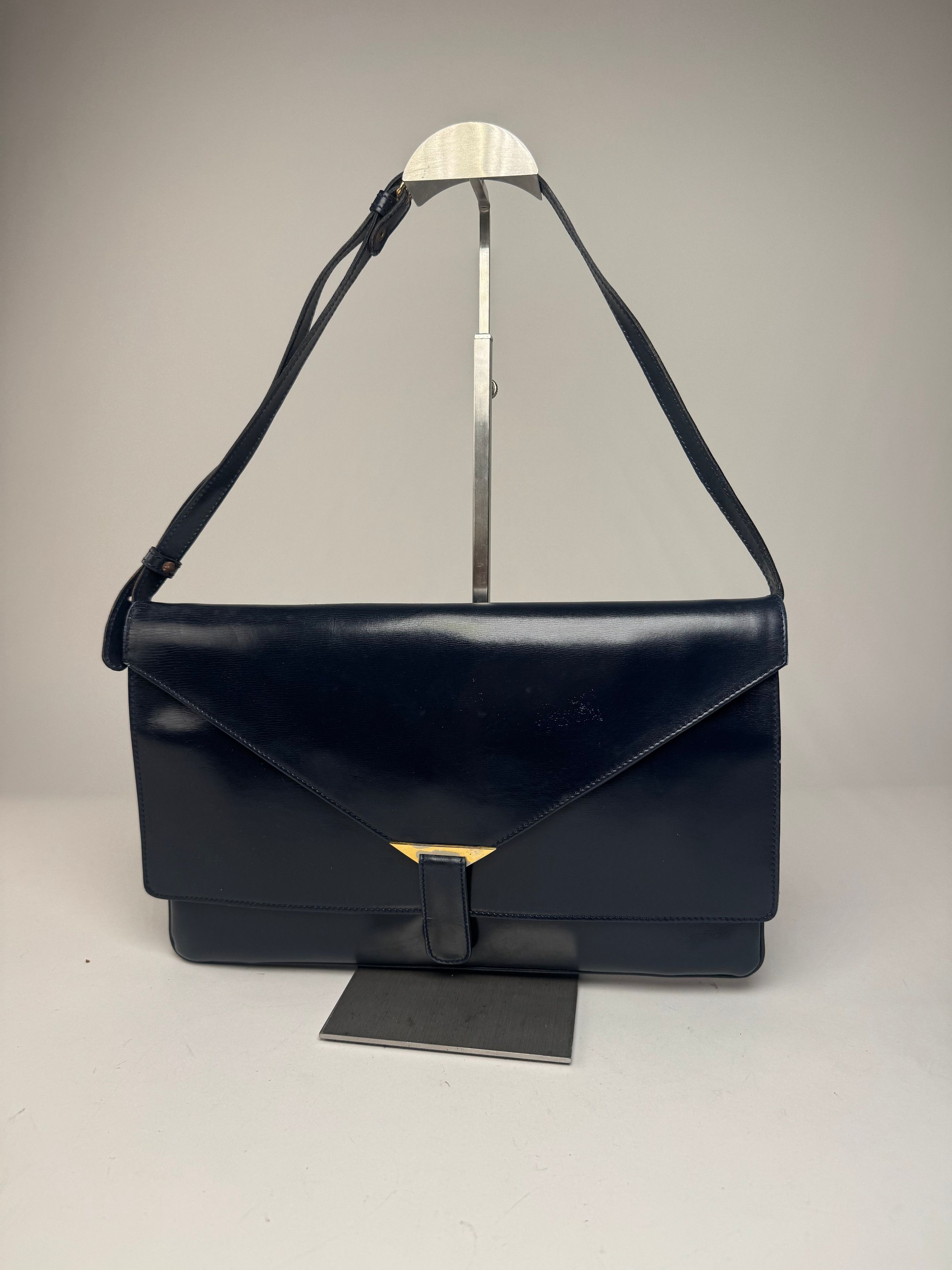 Loewe Vintage Leather Shoulder Bag Navy Size ONE SIZE - 13 Thumbnail