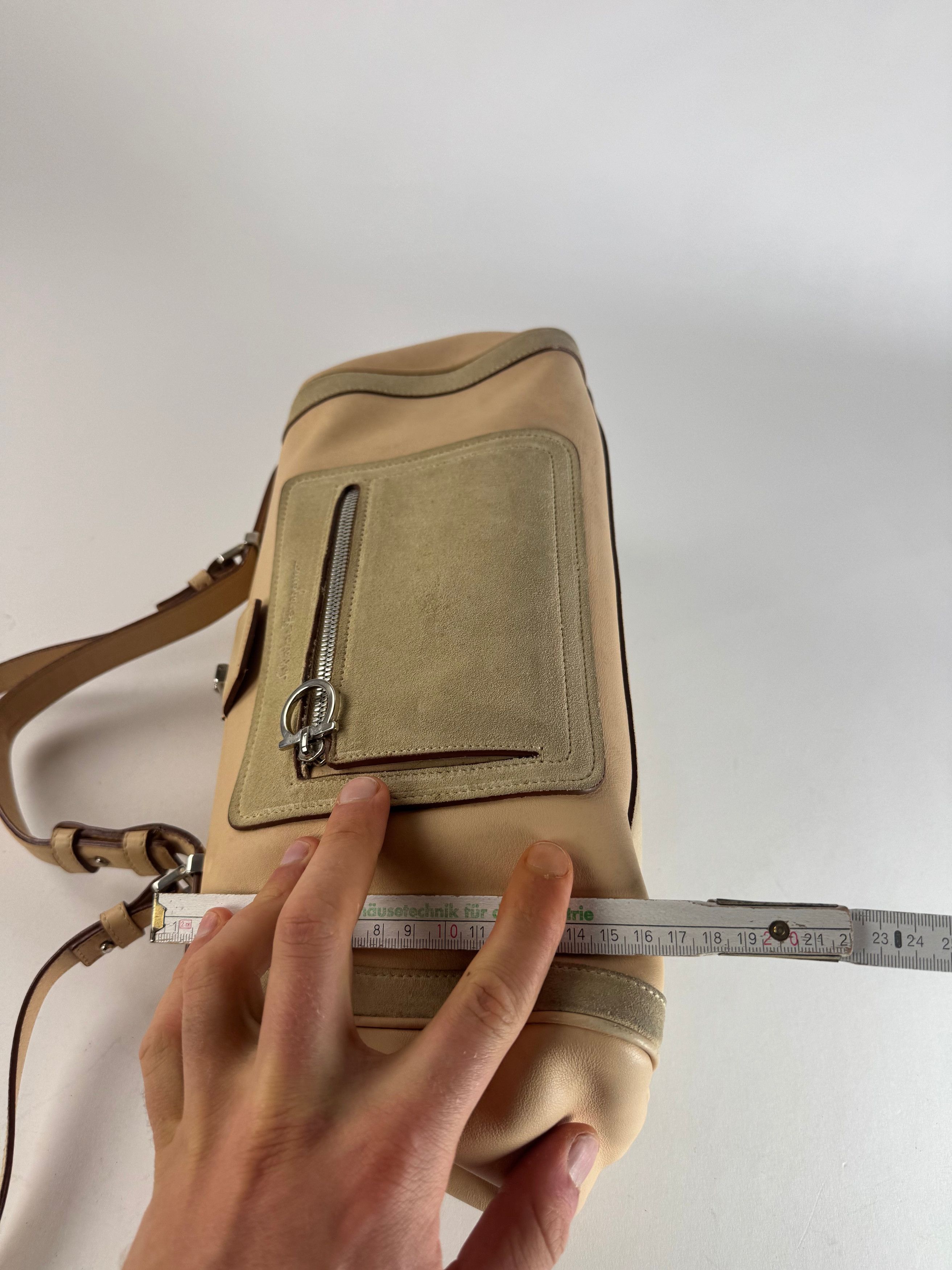 Salvatore Ferragamo Vintage 2Way leather / suede Handbag pink / grey Size ONE SIZE - 11 Thumbnail