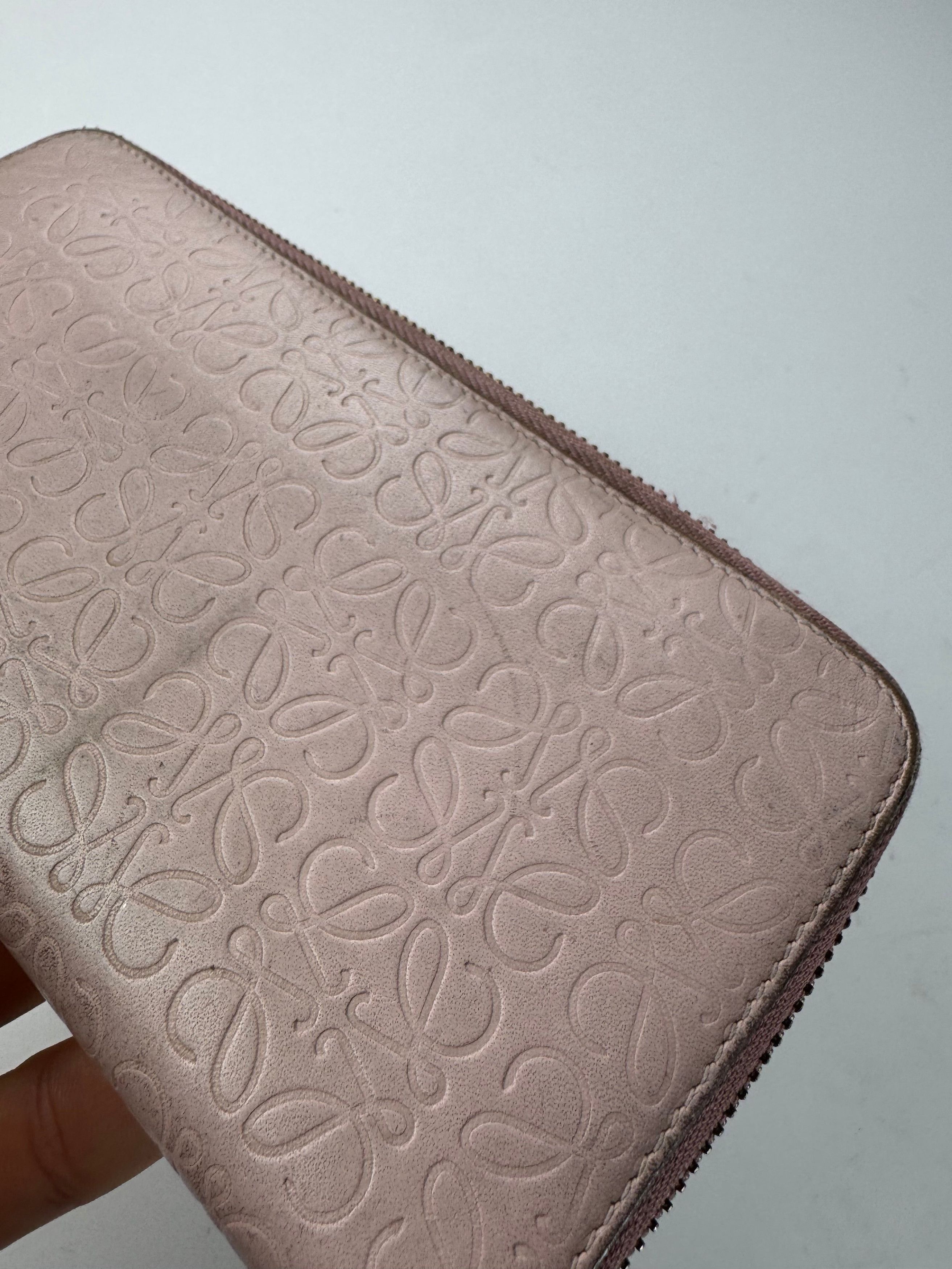 Loewe Vintage Madrid Zippy Leather monogram Wallet Pink Size ONE SIZE - 3 Thumbnail